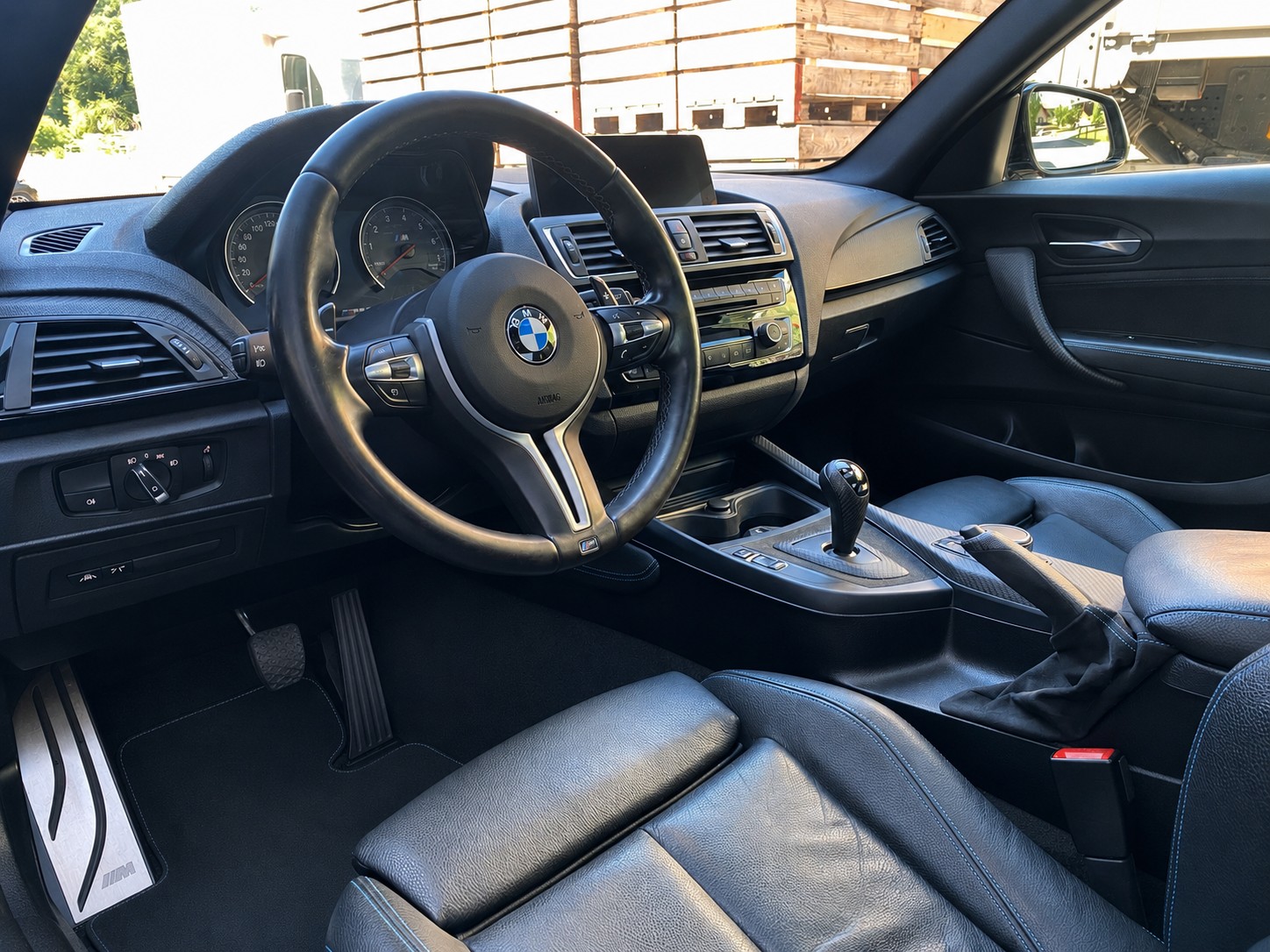 BMW M2-image-5