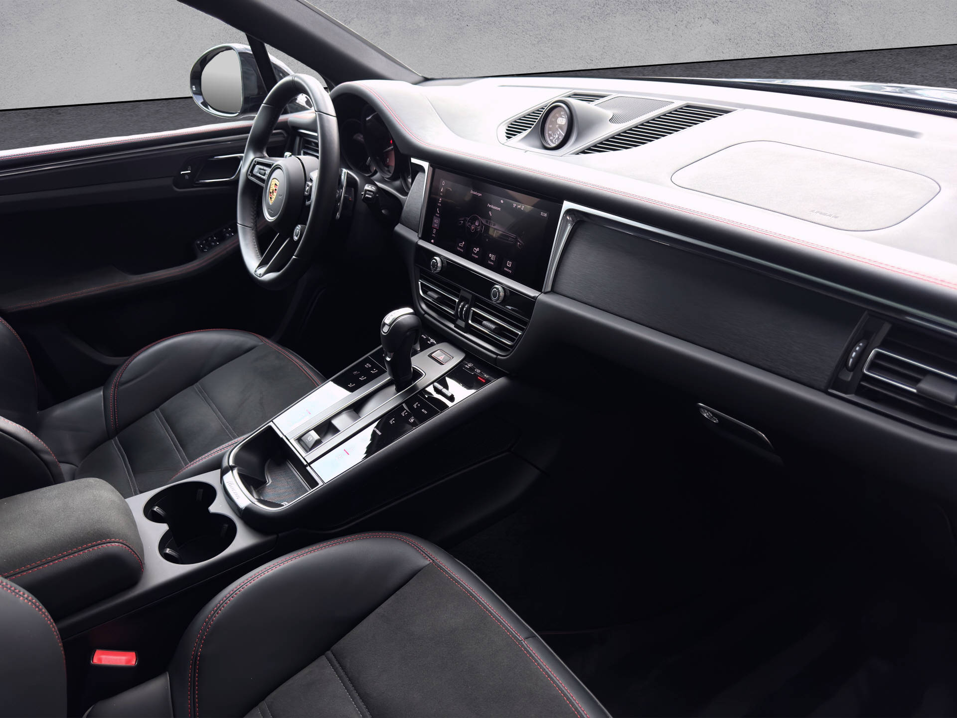 PORSCHE Macan GTS-image-8