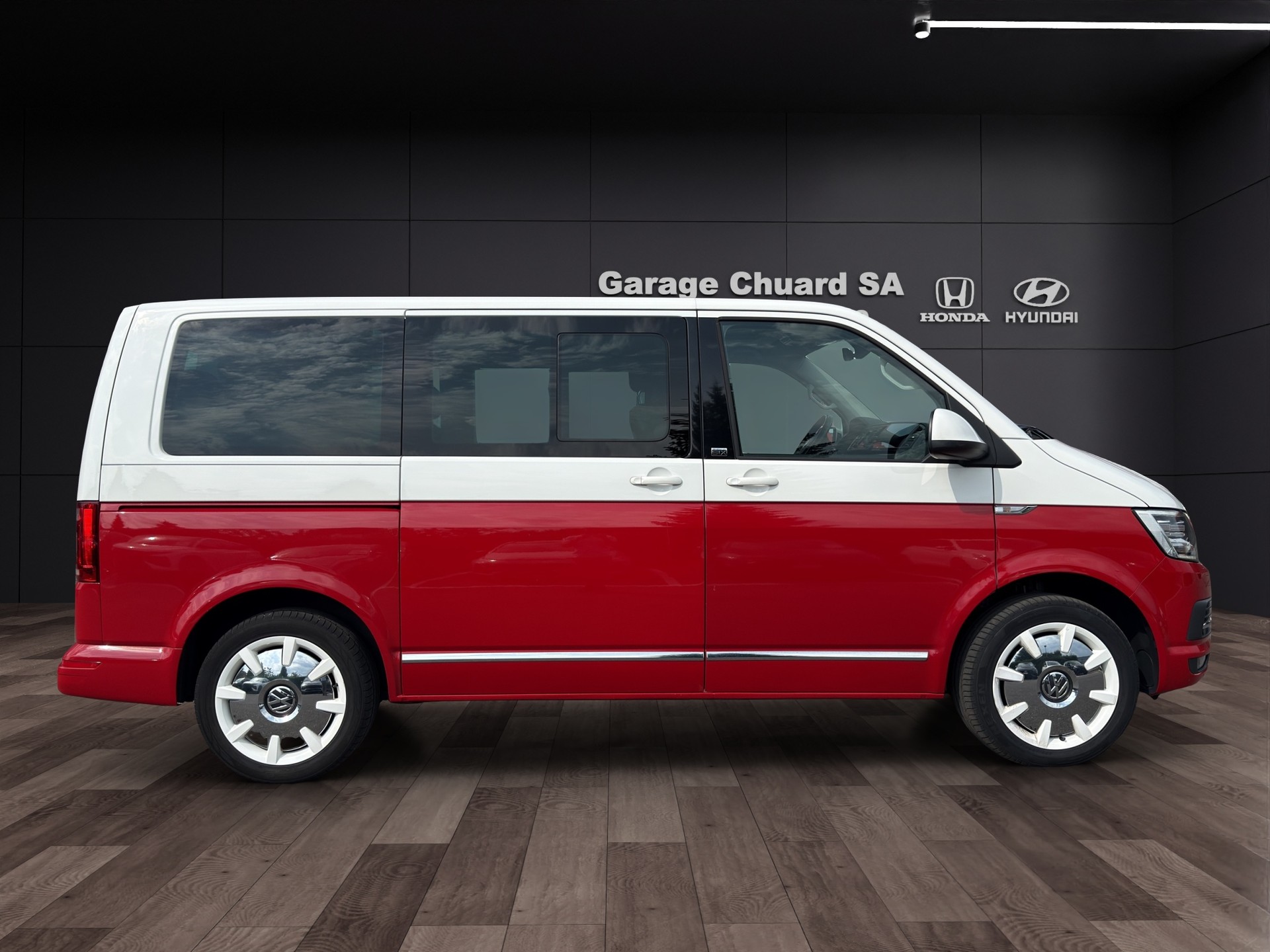 VW T6 Multivan 2.0 Bi-TDI Family Gen. Six 4Motion DSG-image-3