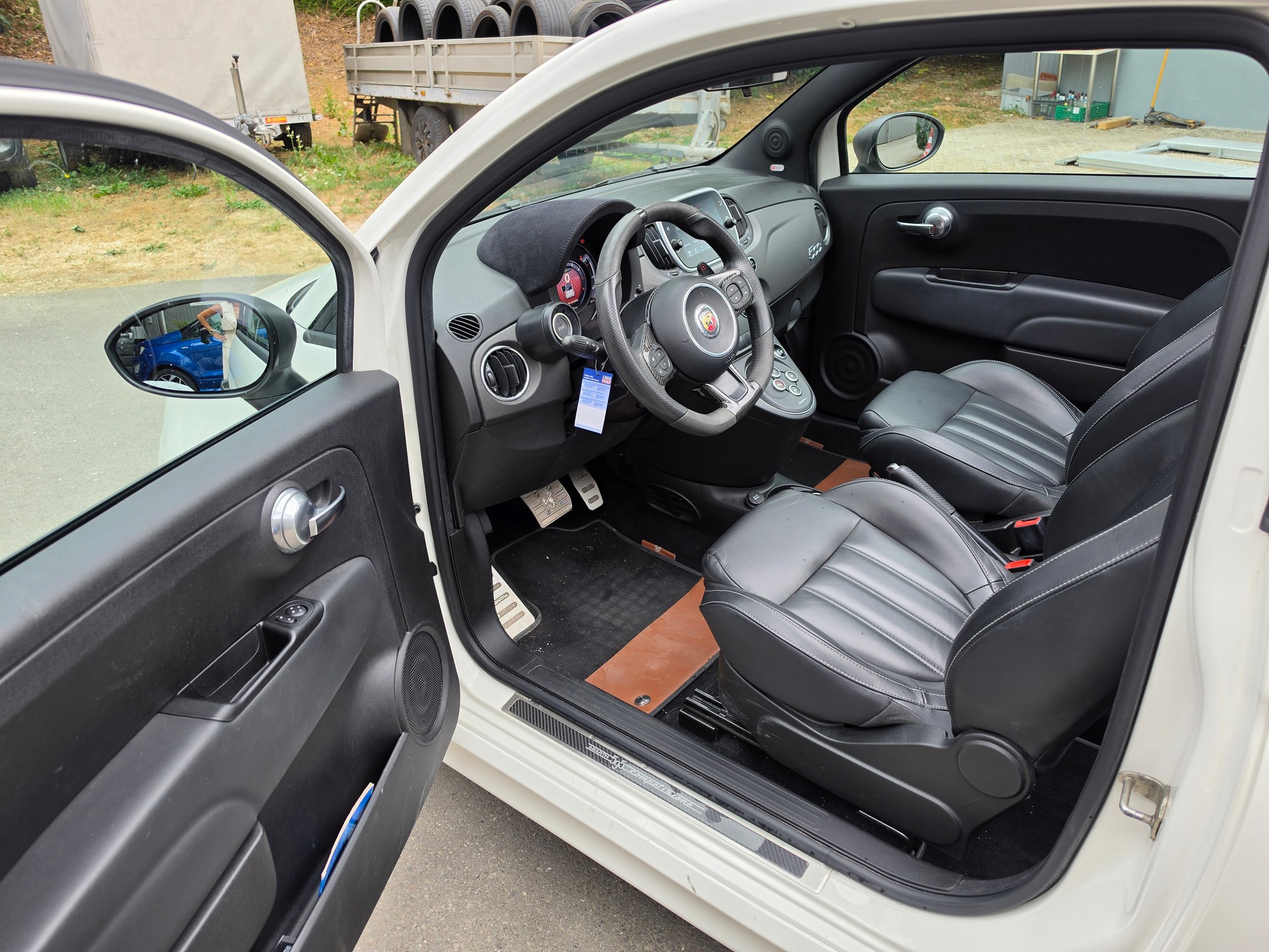 FIAT 595C 1.4 16V Turbo Abarth Competizione Dualogic-image-14