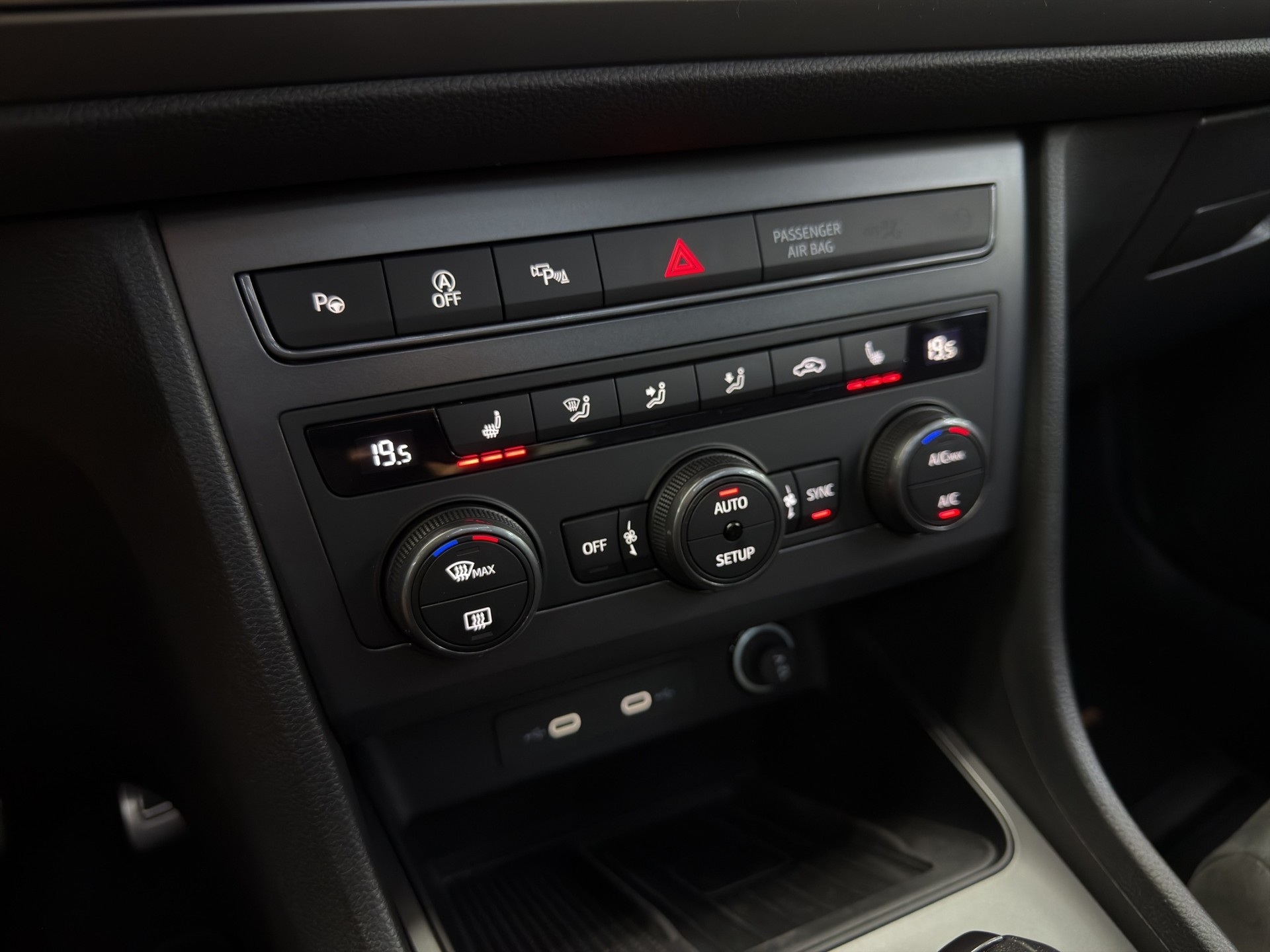 CUPRA Ateca 2.0TSI VZ 4Drive DSG-image-33