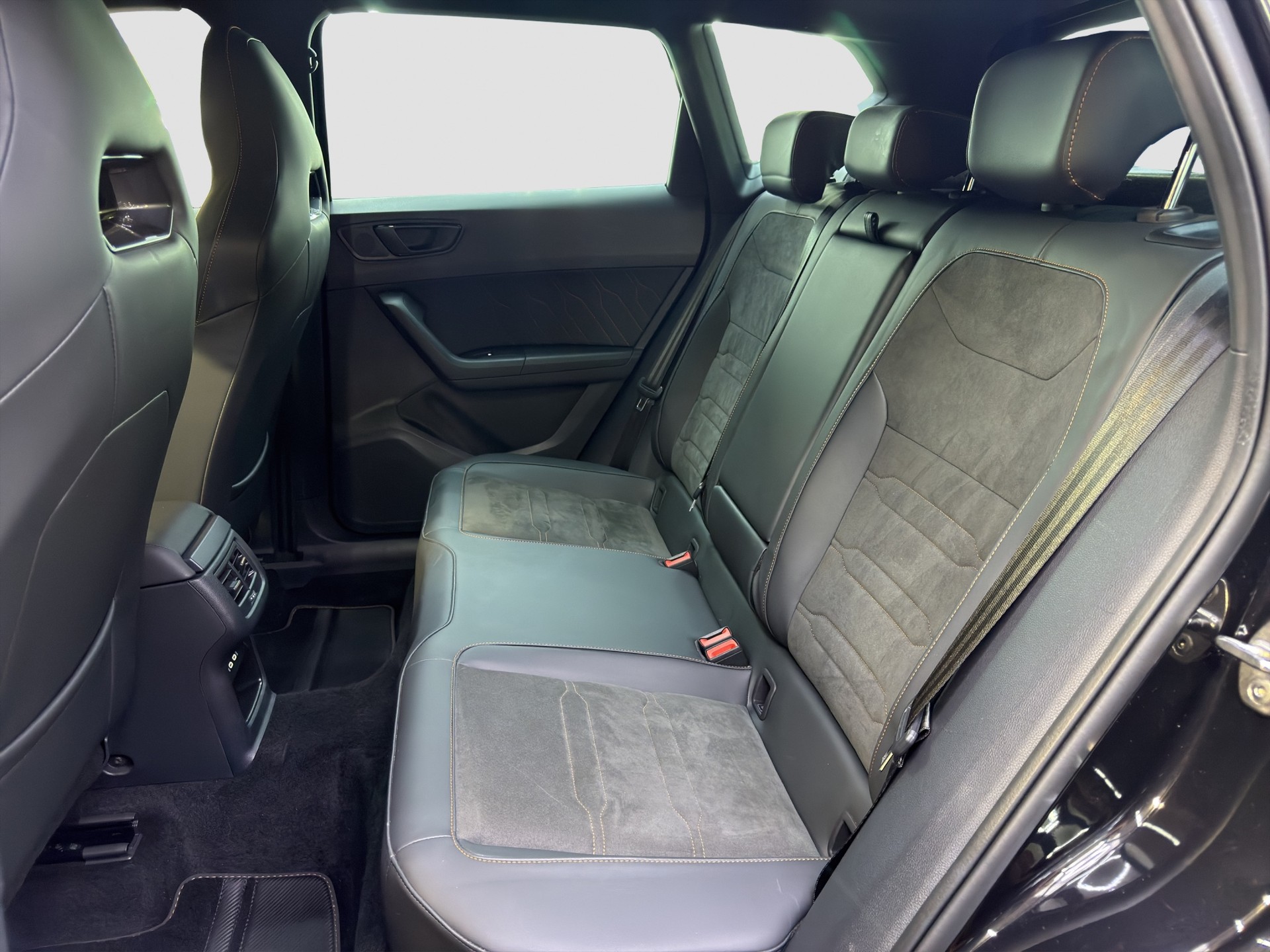 CUPRA Ateca 2.0TSI VZ 4Drive DSG-image-13