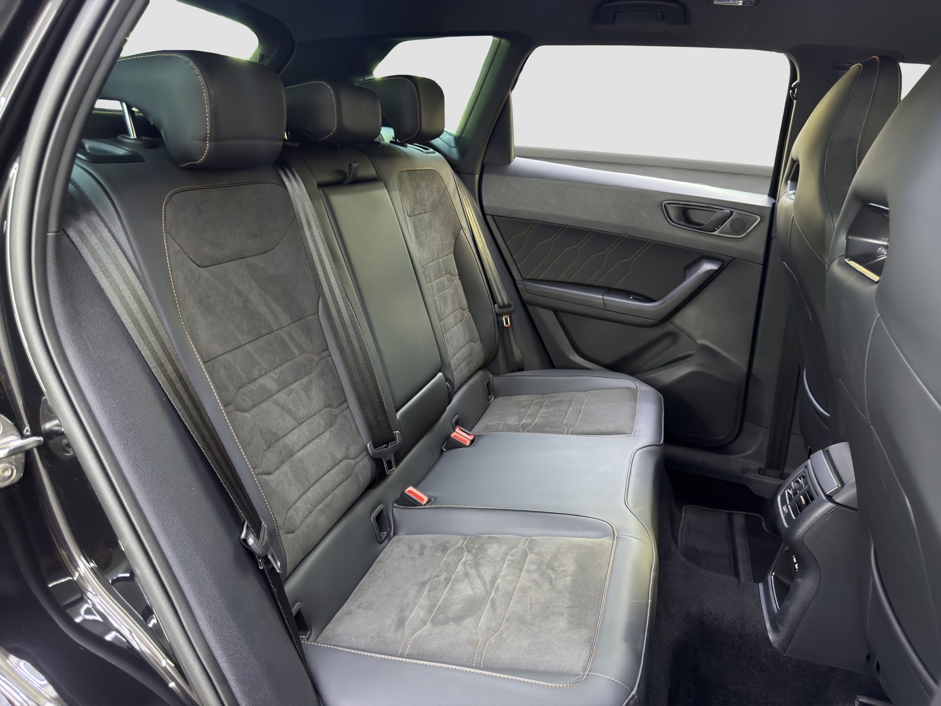 CUPRA Ateca 2.0TSI VZ 4Drive DSG-image-15