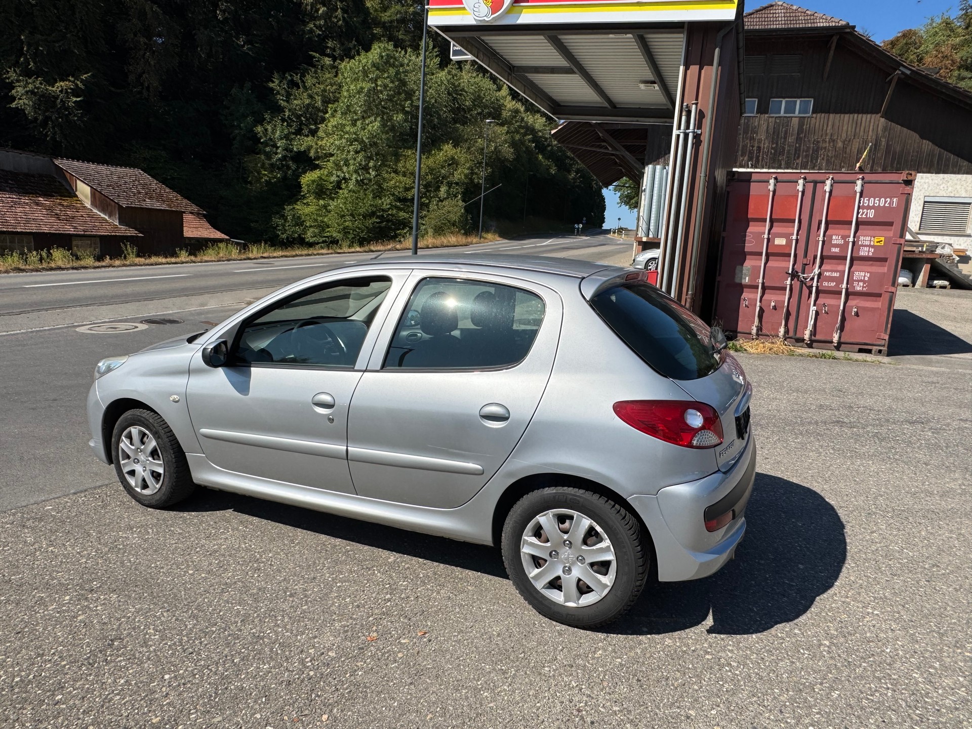 PEUGEOT 206+ 1.4 Trendy-image-5