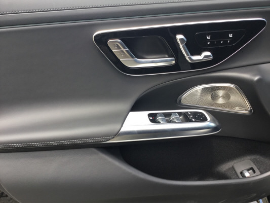 MERCEDES-BENZ E 450 d T 4M 9G-Tronic-image-9