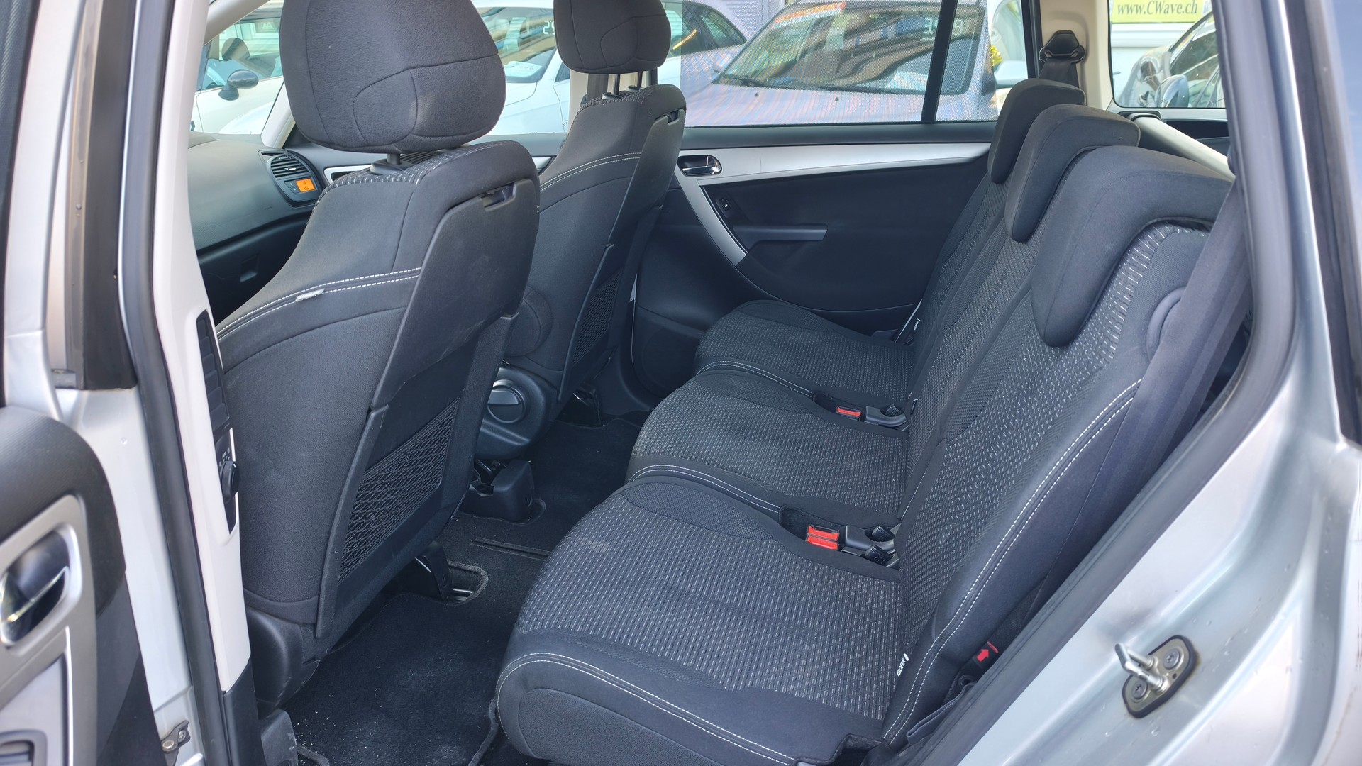 CITROEN Grand C4 Picasso 1.6i 16V Turbo Exclusive+ BMP6-image-8