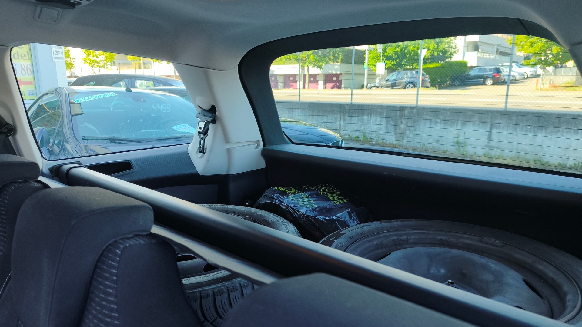 CITROEN Grand C4 Picasso 1.6i 16V Turbo Exclusive+ BMP6-image-10