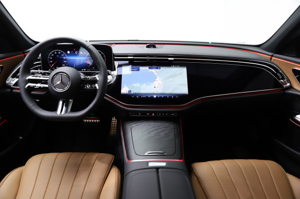 MERCEDES-BENZ E 220 d T 4M 9G-Tronic-image-9