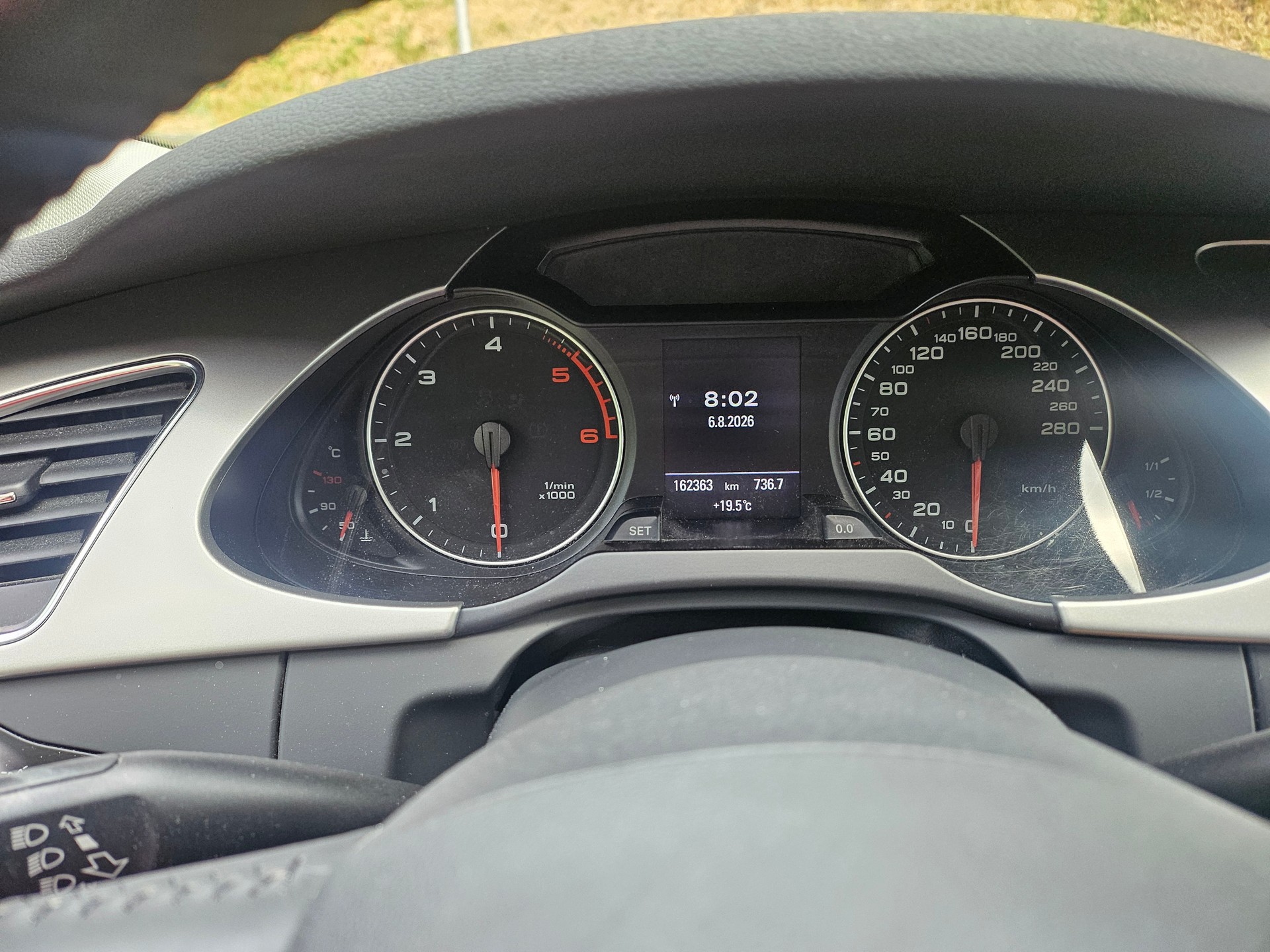 AUDI A4 Avant 2.0 TDI quattro-image-7
