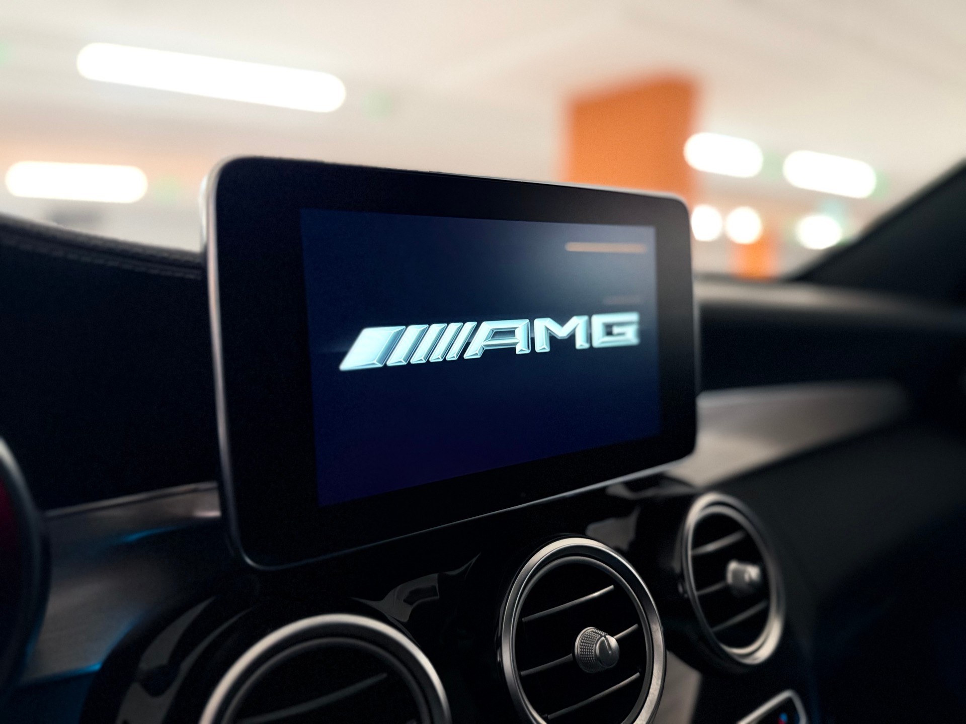 MERCEDES-BENZ C 43 AMG 4Matic 9G-Tronic-image-28