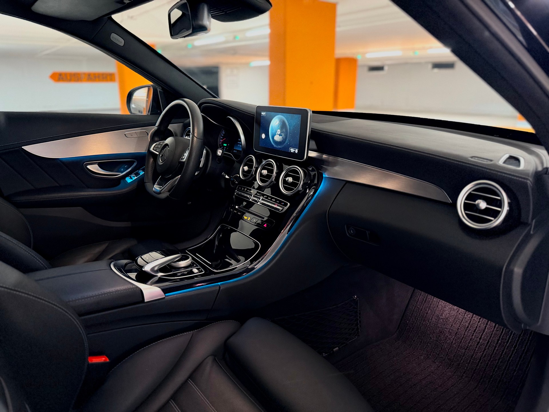 MERCEDES-BENZ C 43 AMG 4Matic 9G-Tronic-image-14