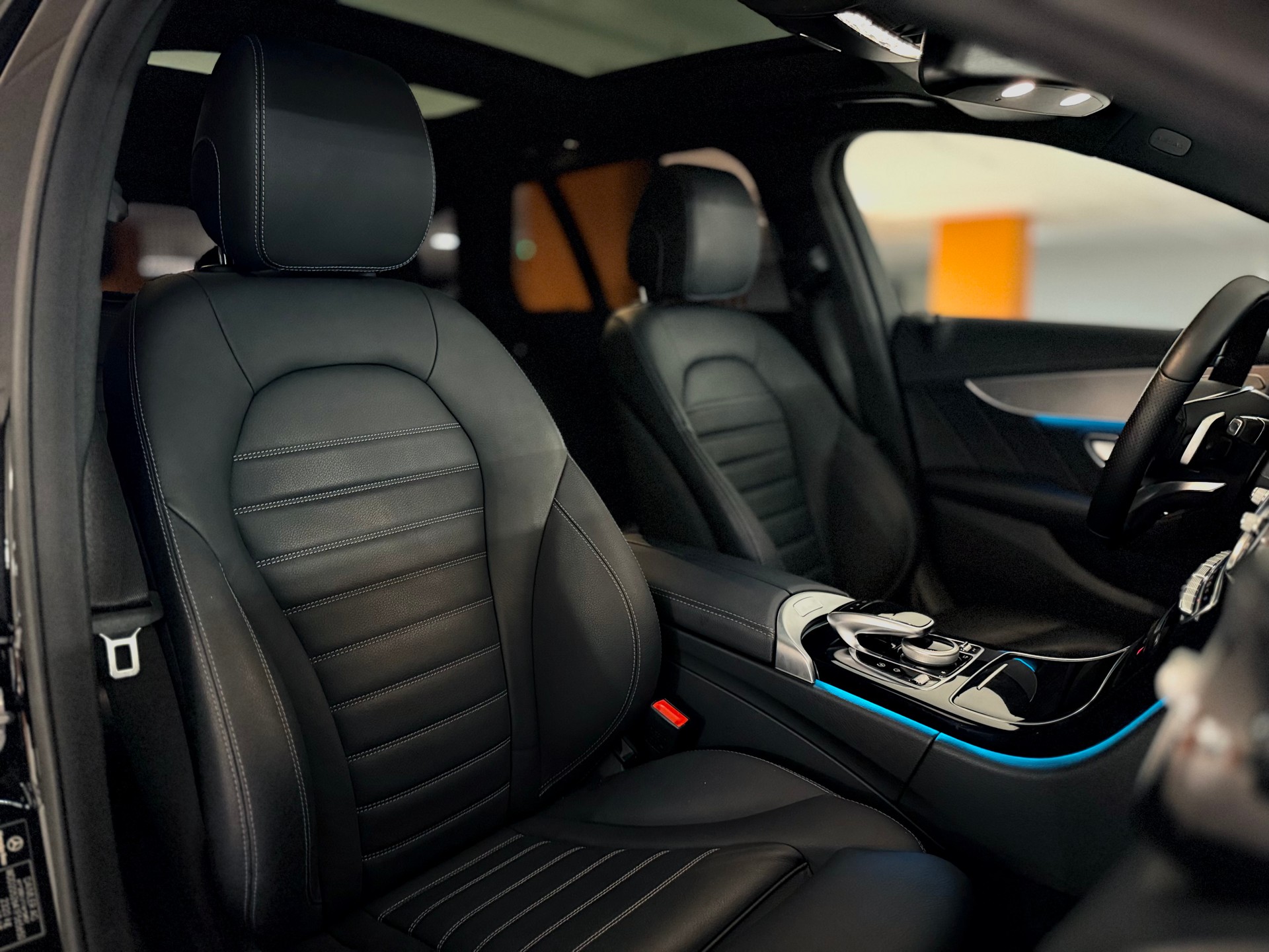 MERCEDES-BENZ C 43 AMG 4Matic 9G-Tronic-image-17