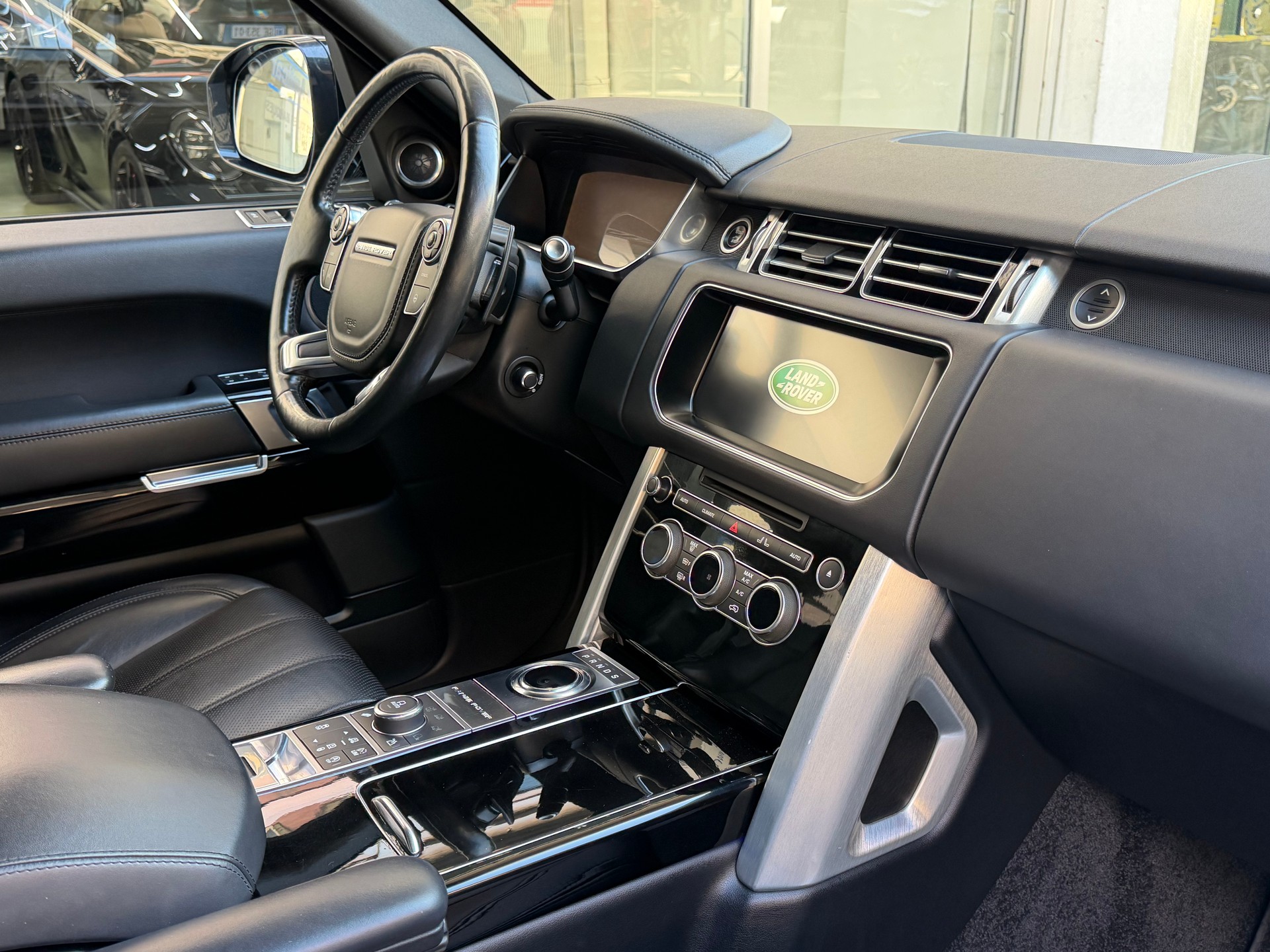 LAND ROVER Range Rover 3.0 V6 SC SV Autobiography Automatic-image-7