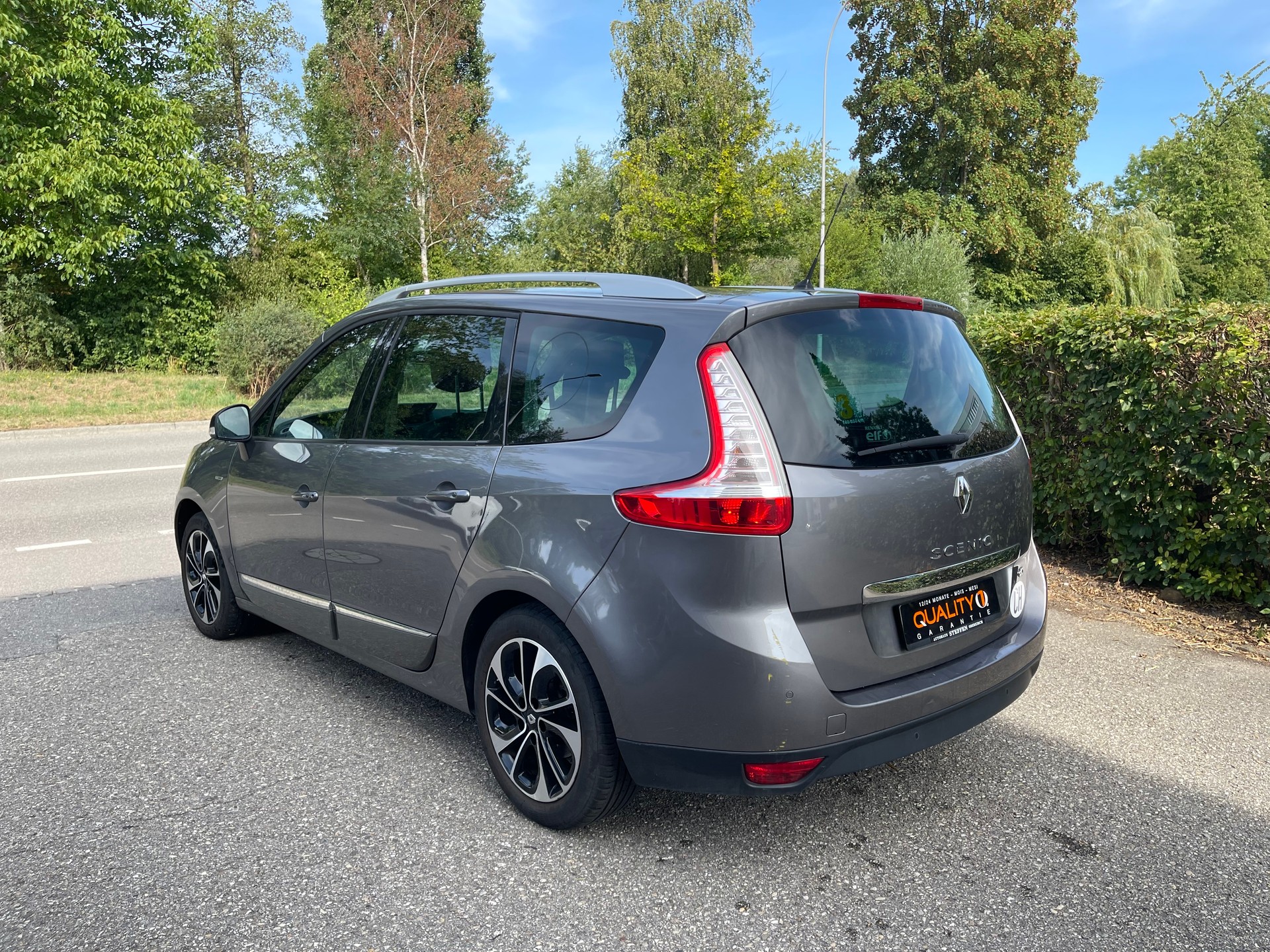 RENAULT Grand Scénic 1.5 dCi Bose EDC-image-2