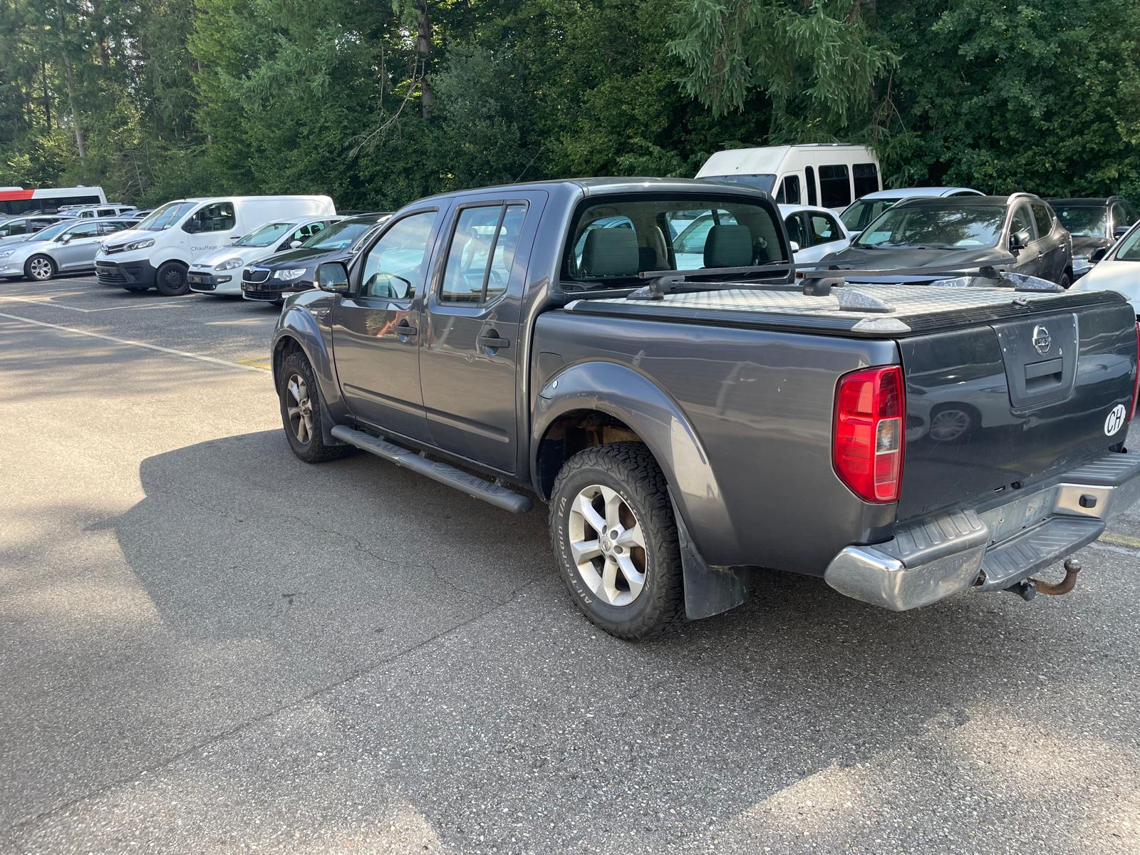 NISSAN Navara Double Cab Platinum 2.5 dCi 4WD Automat-image-6