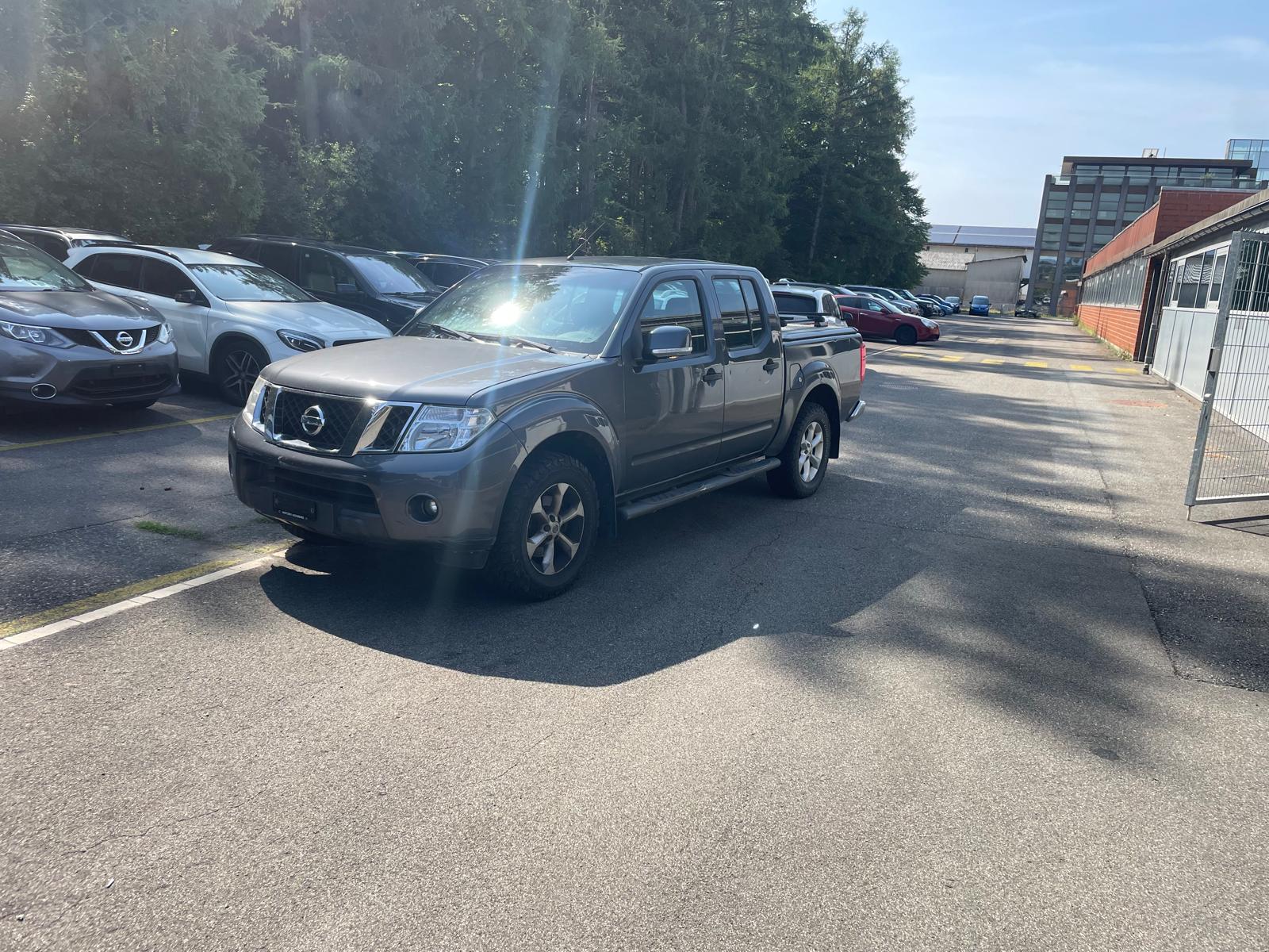 NISSAN Navara Double Cab Platinum 2.5 dCi 4WD Automat-image-1