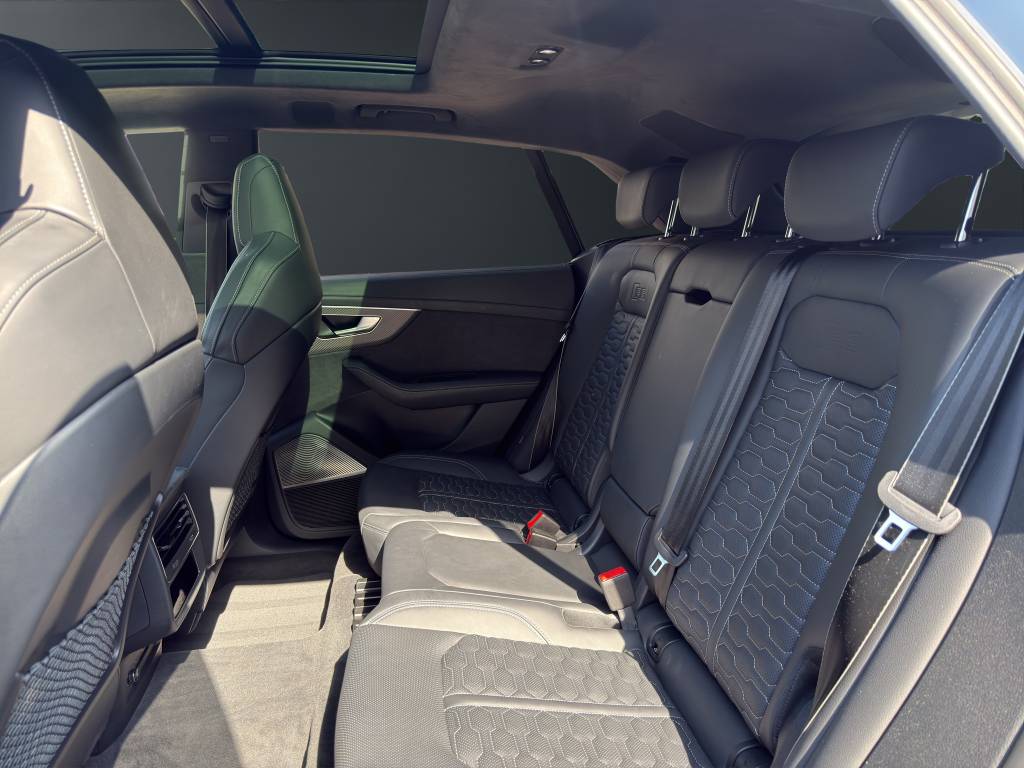 AUDI RSQ8 quattro tiptronic-image-8