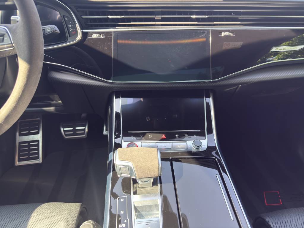 AUDI RSQ8 quattro tiptronic-image-6