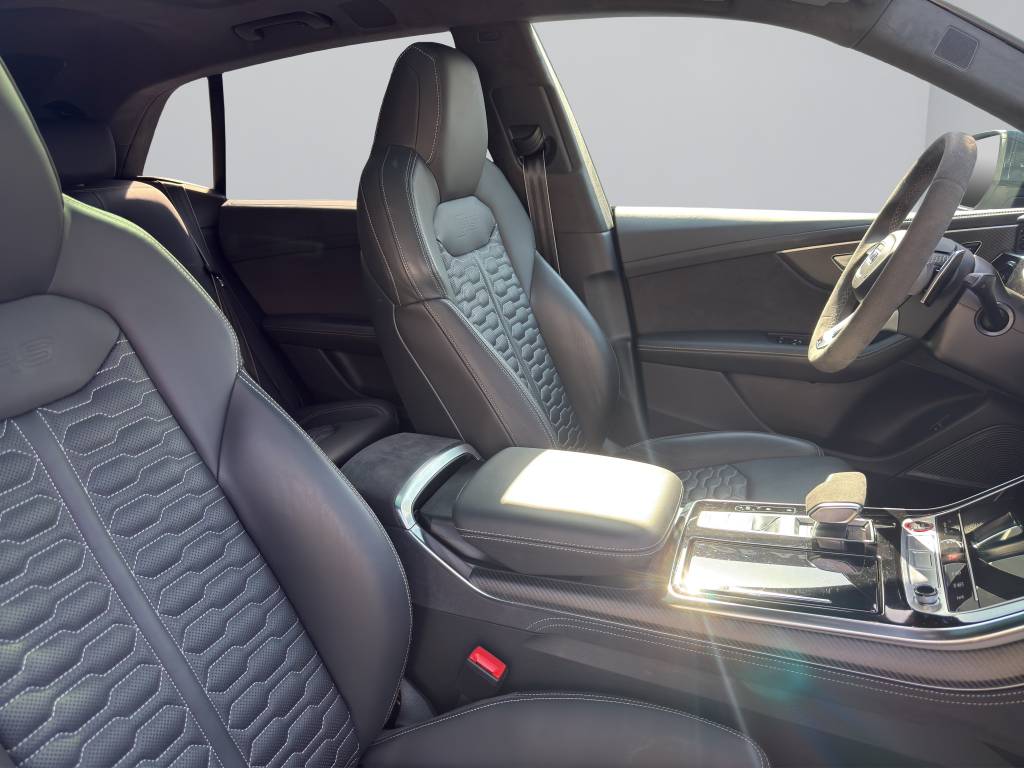 AUDI RSQ8 quattro tiptronic-image-10