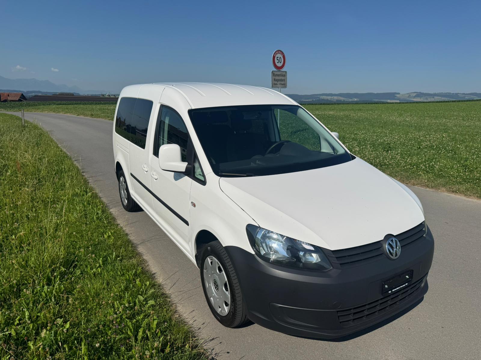 VW Caddy Maxi 1.6 TDI CR Blue Motion Trendline 7 Sitzer-image-1