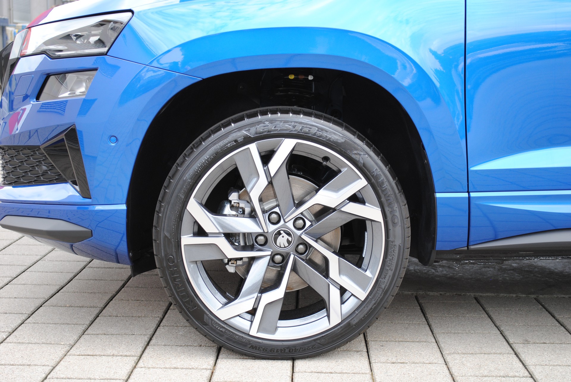SKODA Karoq 1.5 TSI SportLine DSG-image-8