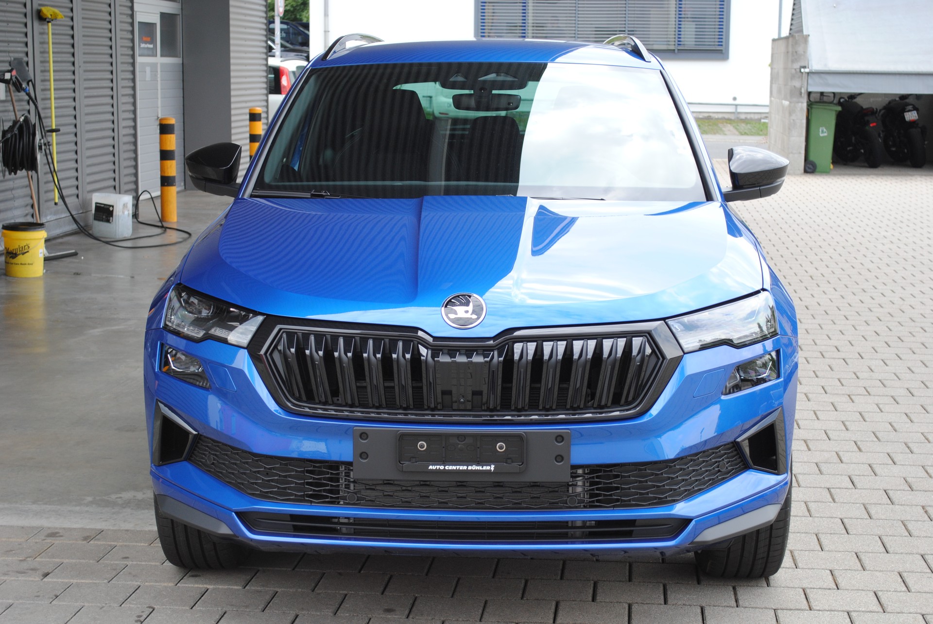 SKODA Karoq 1.5 TSI SportLine DSG-image-1