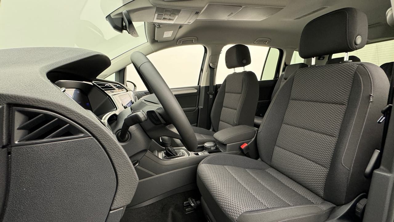 VW Touran 1.5 TSI EVO Limited-image-4