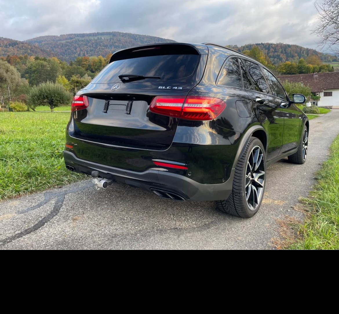 MERCEDES-BENZ GLC 43 AMG 4m-image-5