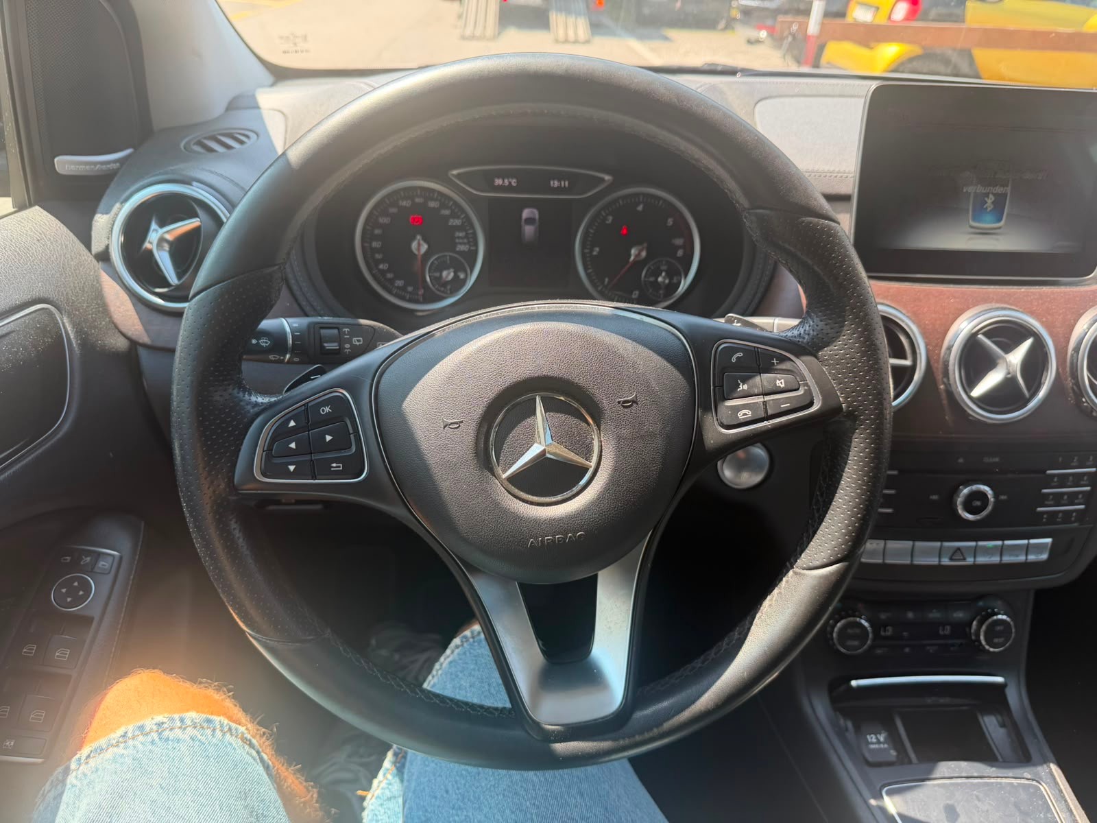 MERCEDES-BENZ B 220 CDI Swiss Star Edition Urban 4Matic 7G-DCT-image-10