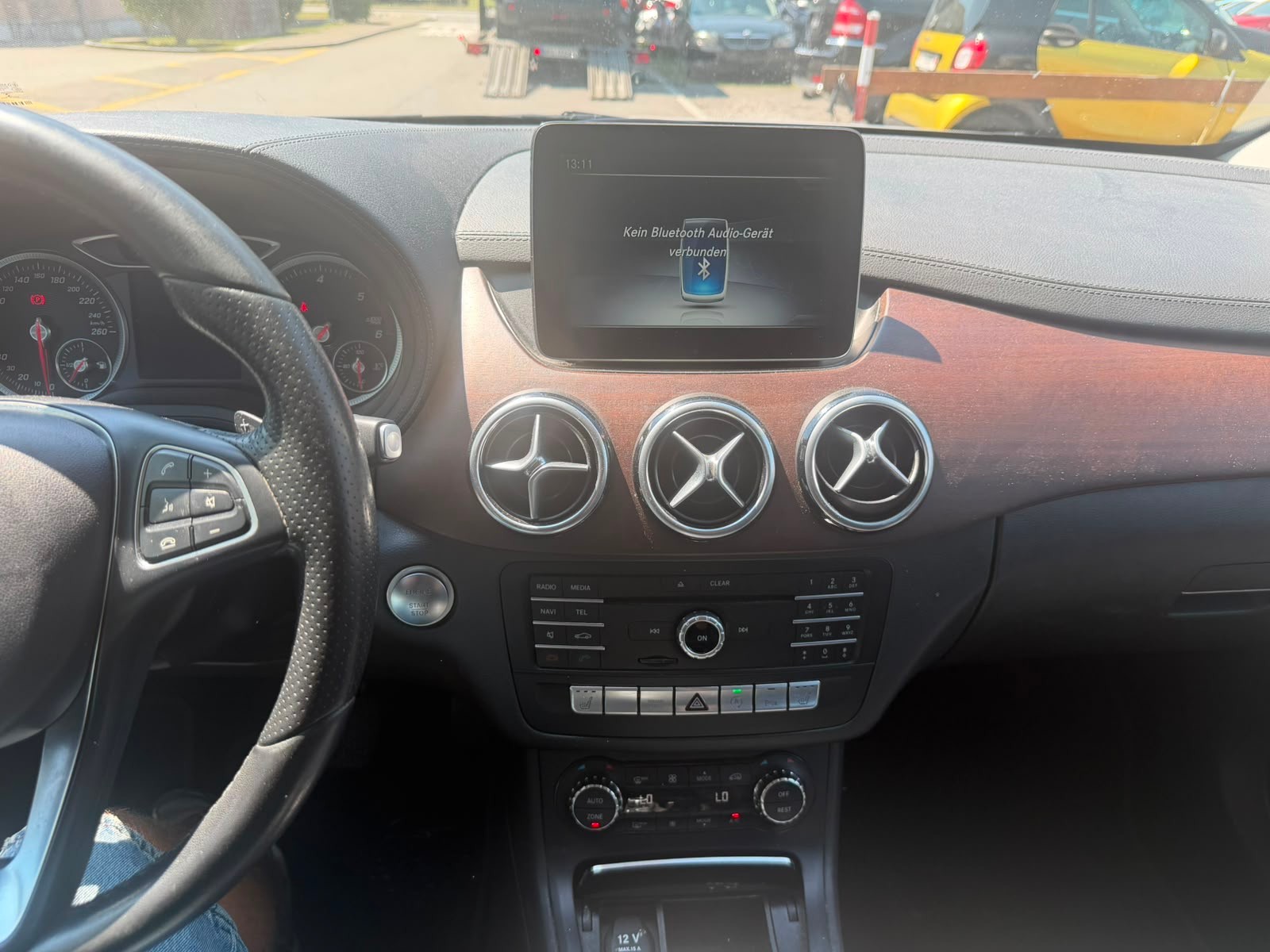 MERCEDES-BENZ B 220 CDI Swiss Star Edition Urban 4Matic 7G-DCT-image-7