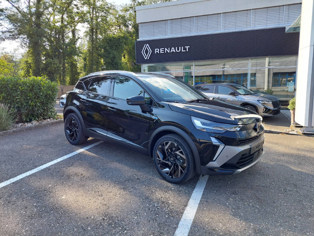 RENAULT Captur 1.8 E-Tech esprit Alpine 160-image-0