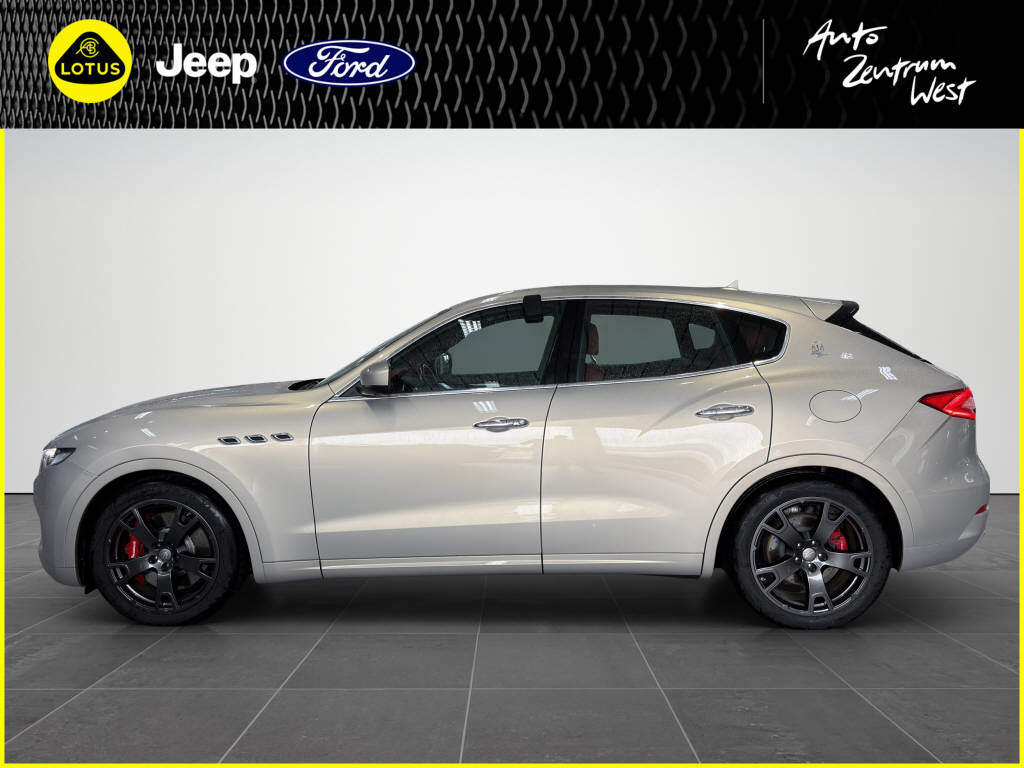 MASERATI LEVANTE S-image-1