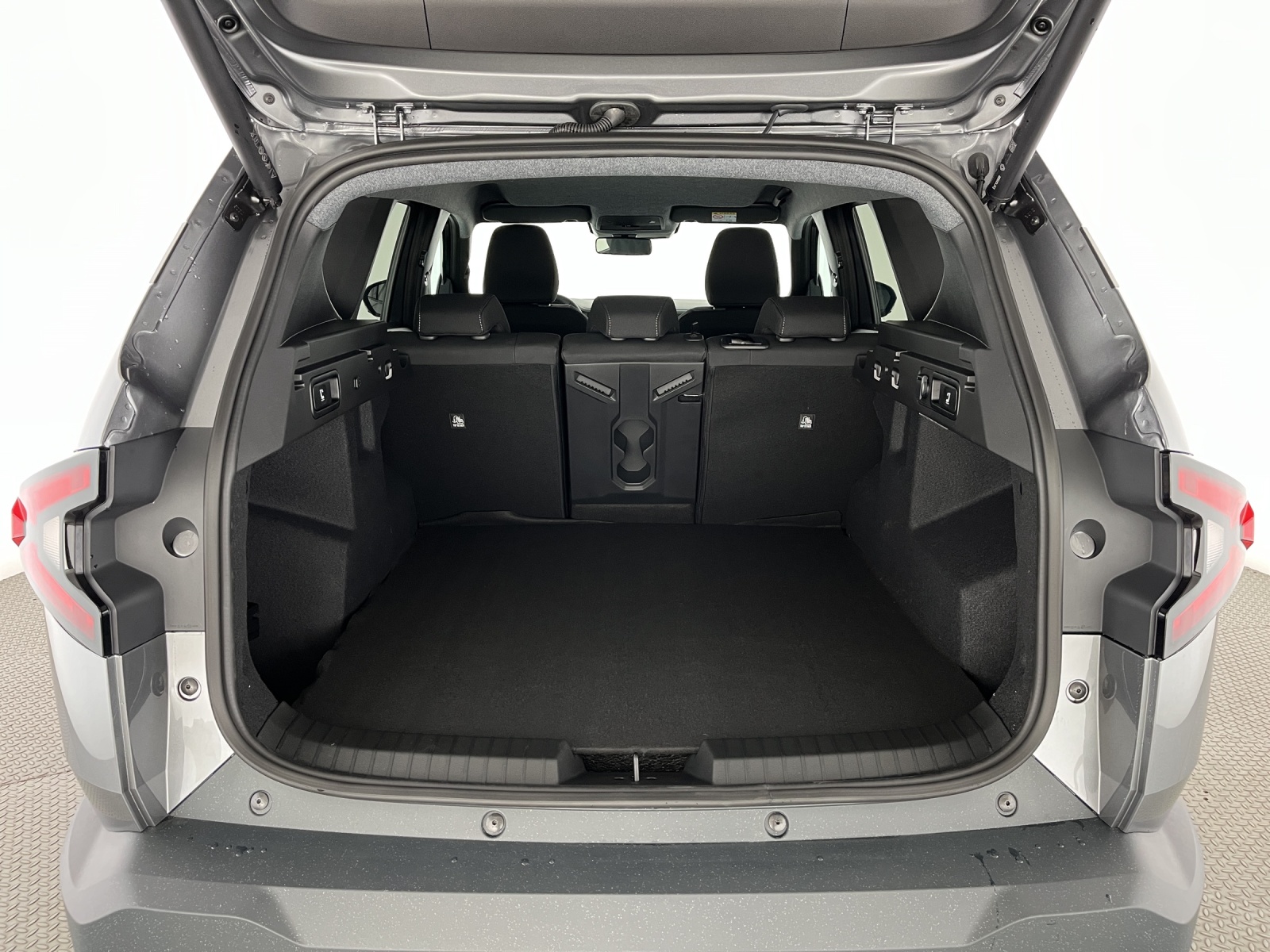 DACIA Bigster 1.2 Hybrid Journey 4WD-image-17