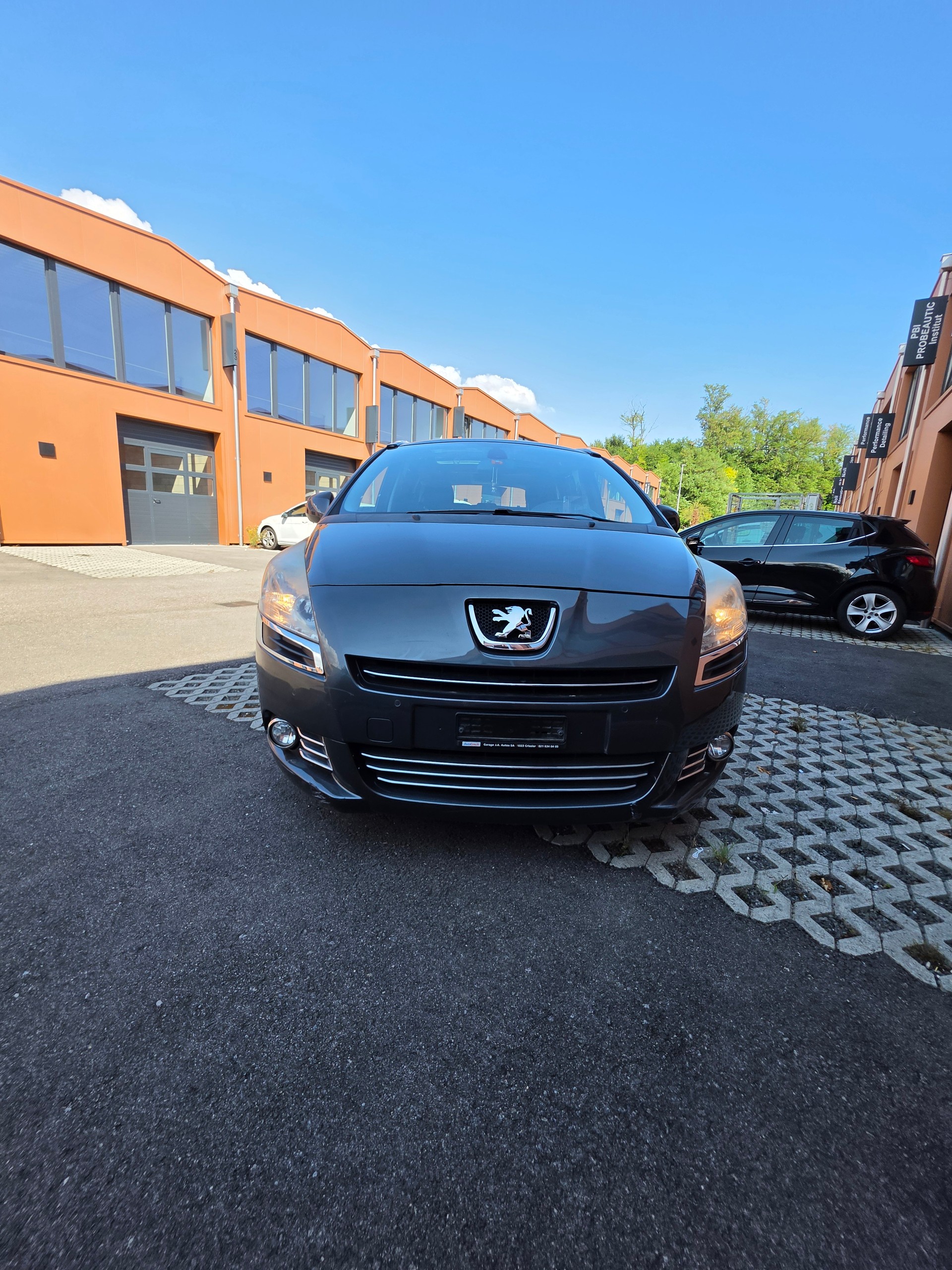 PEUGEOT-image-0