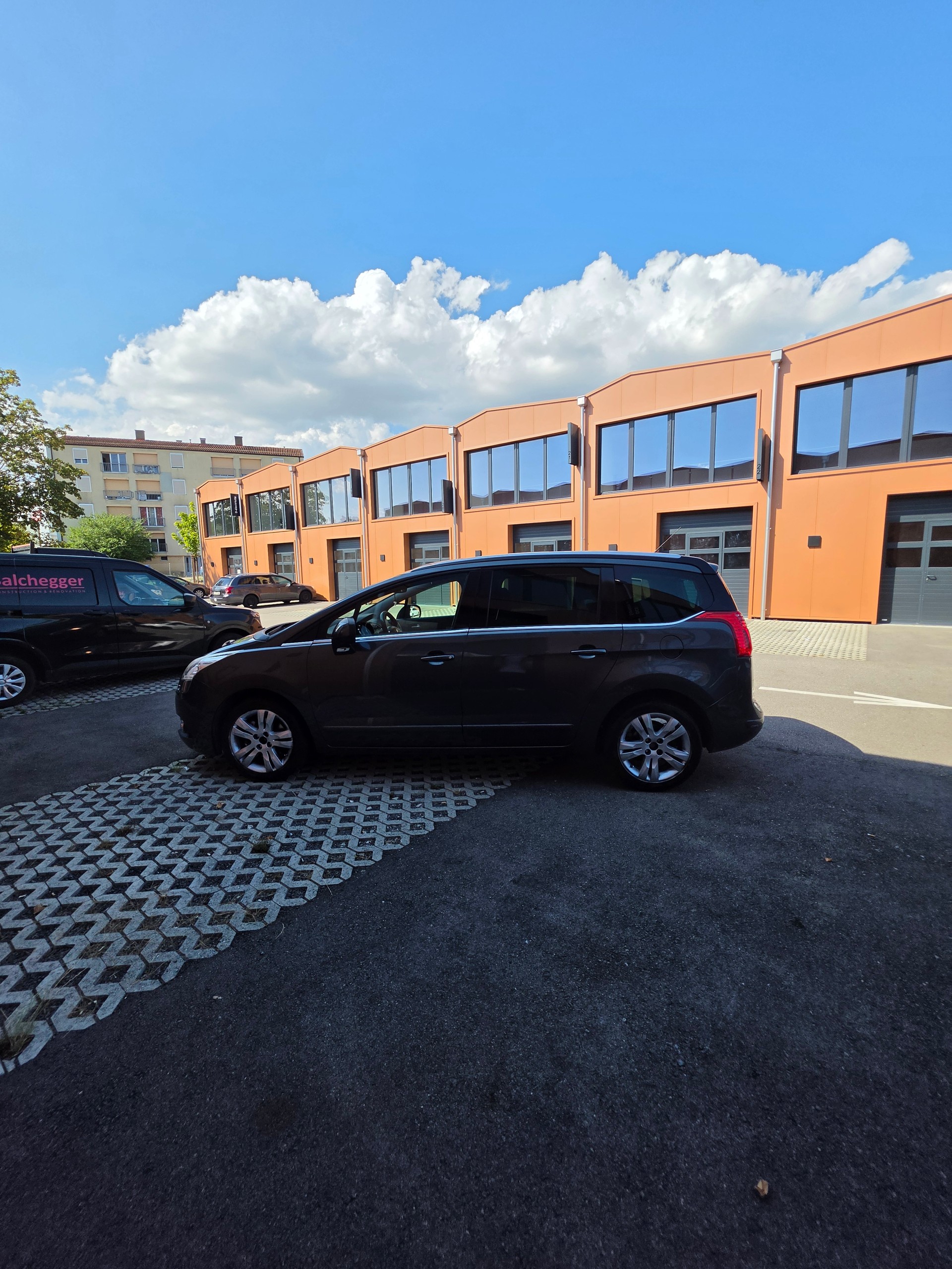 PEUGEOT-image-4