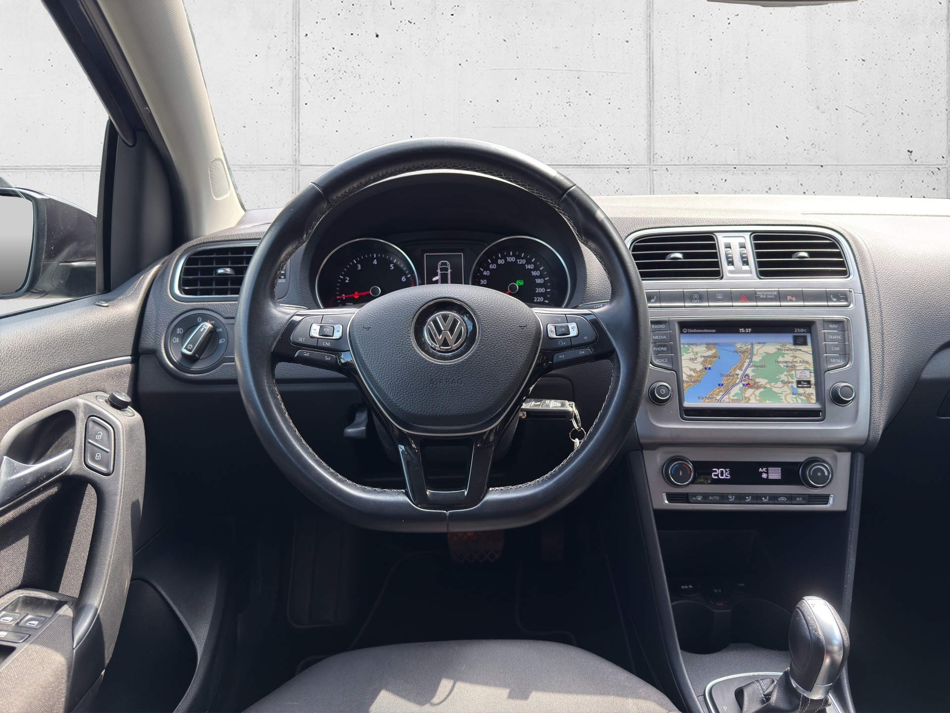 VW Polo 1.2 TSI BMT Lounge DSG-image-13