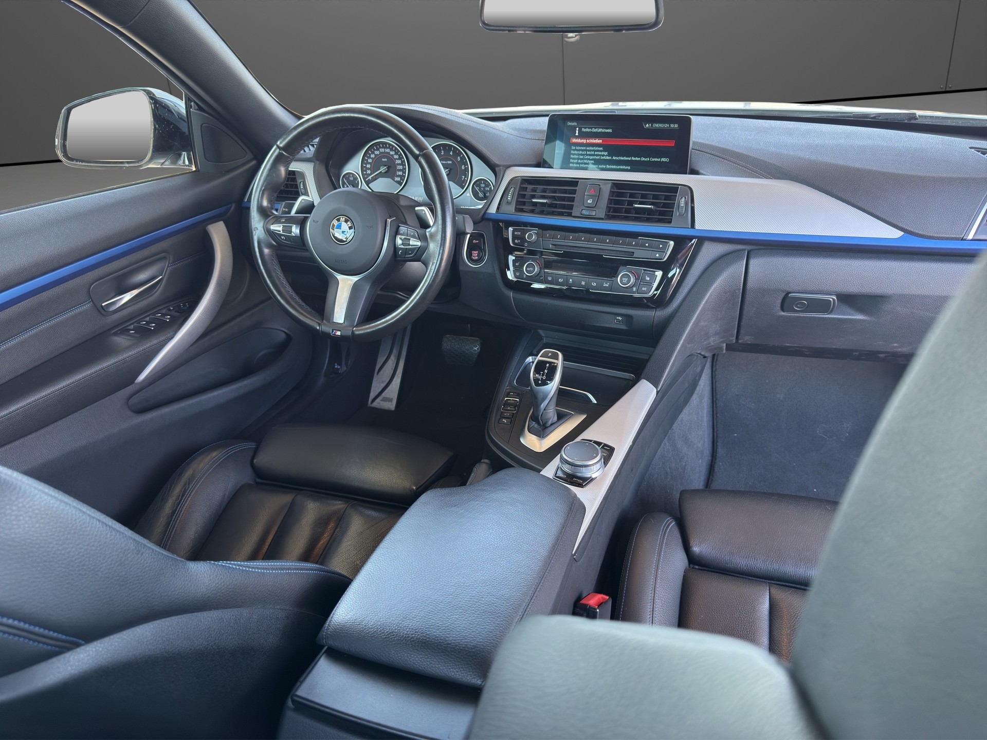 BMW 430i Cabriolet xDrive M Sport Steptronic-image-13