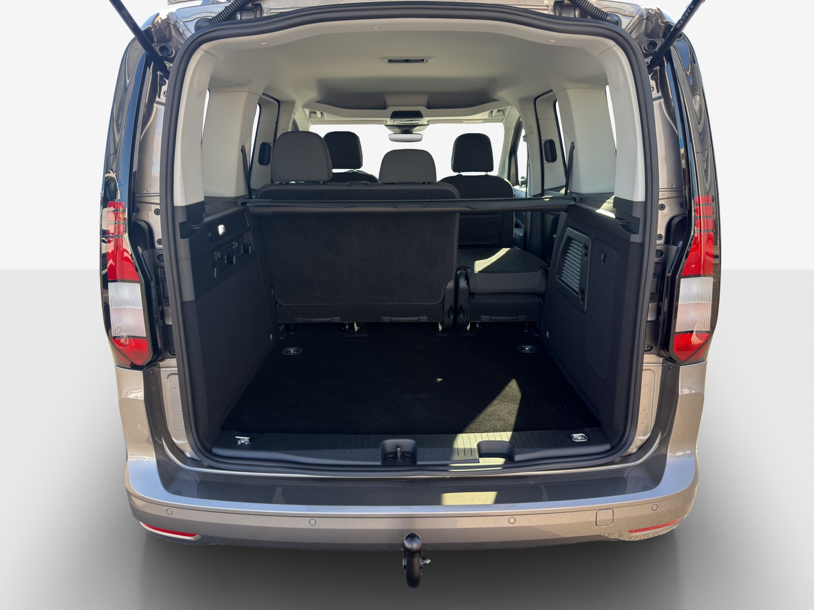 VW Caddy 1.5 TSI Plug in Hybrid Liberty DSG-image-9