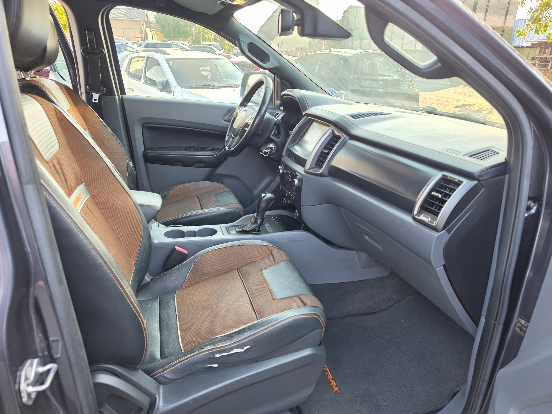 FORD Ranger Wildtrak 3.2 TDCi 4x4 A-image-10
