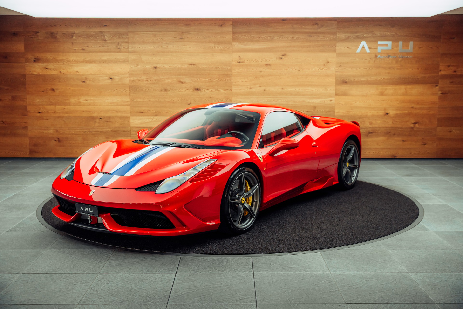 FERRARI 458 Speciale-image-3