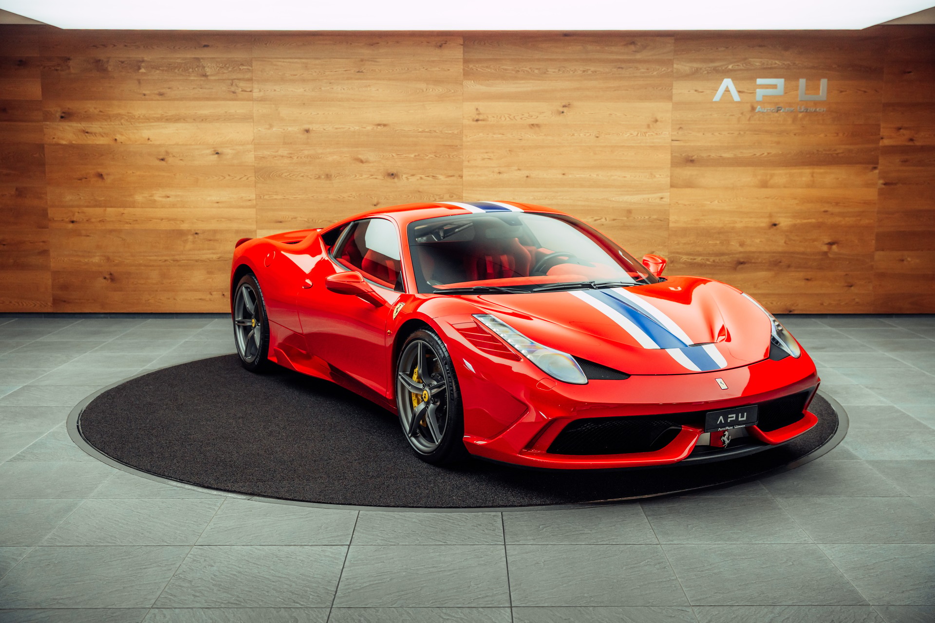 FERRARI 458 Speciale-image-0