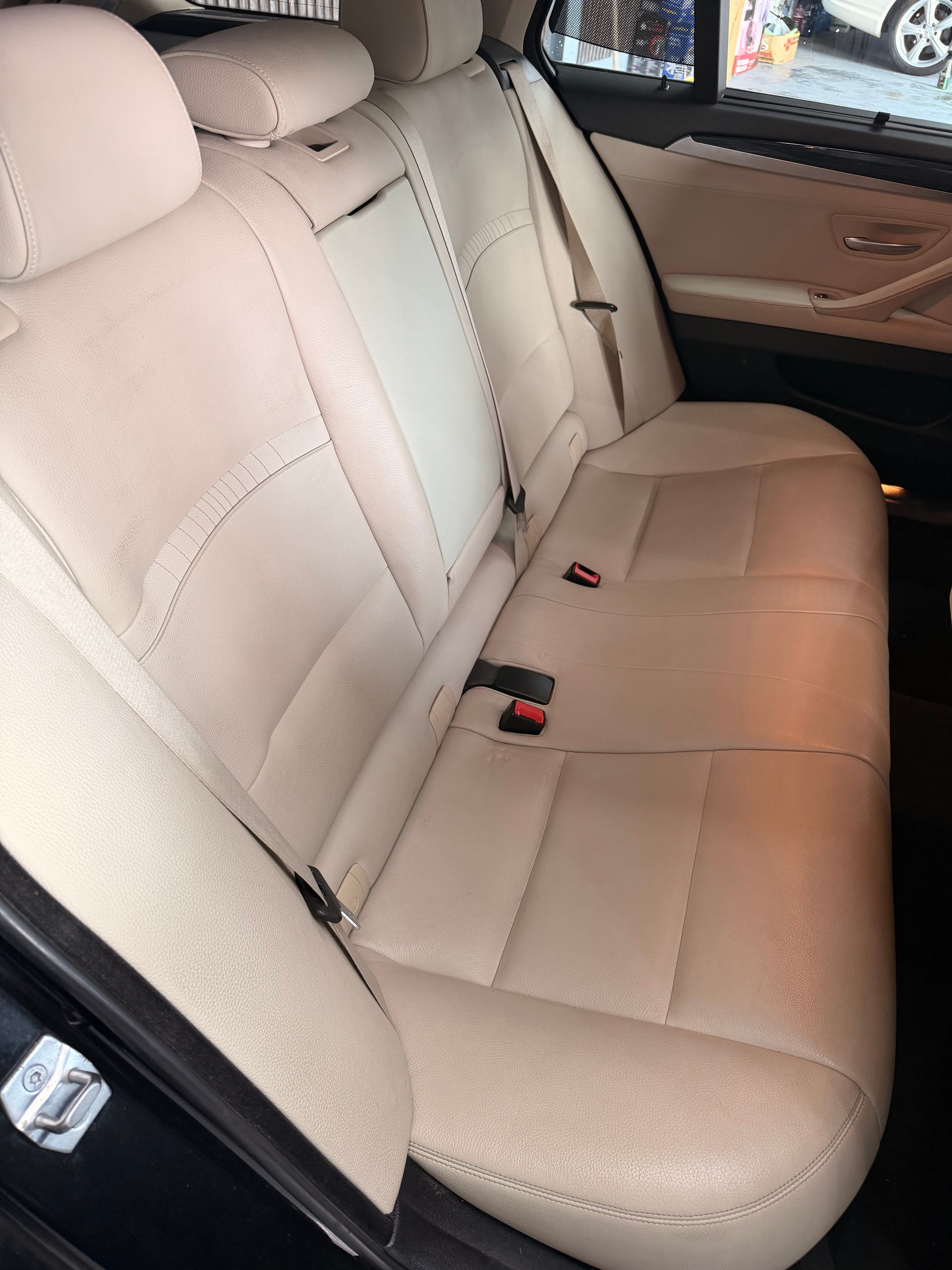 BMW 528i Touring xDrive Luxury Line Steptronic-image-7