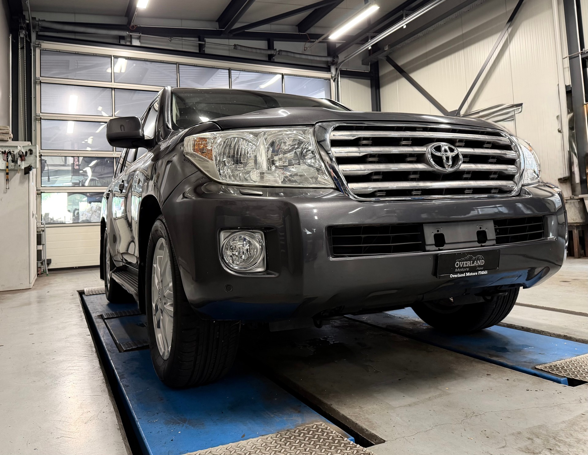 TOYOTA Land Cruiser V8 4.5 D-4D Linea Luna-image-6