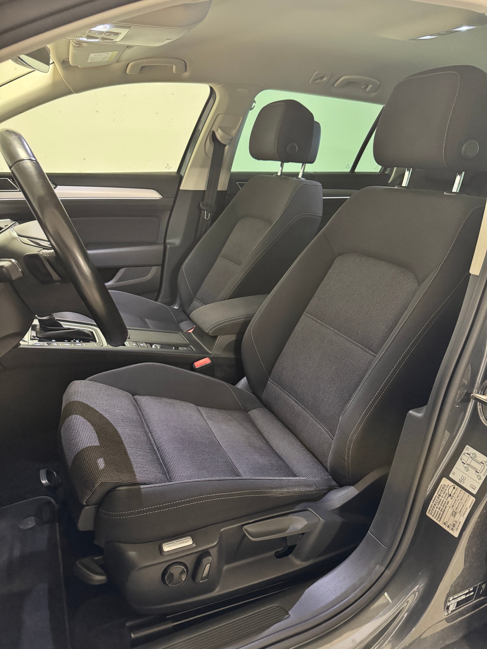 VW Passat Variant 1.8 TSI BMT Comfortline DSG-image-6