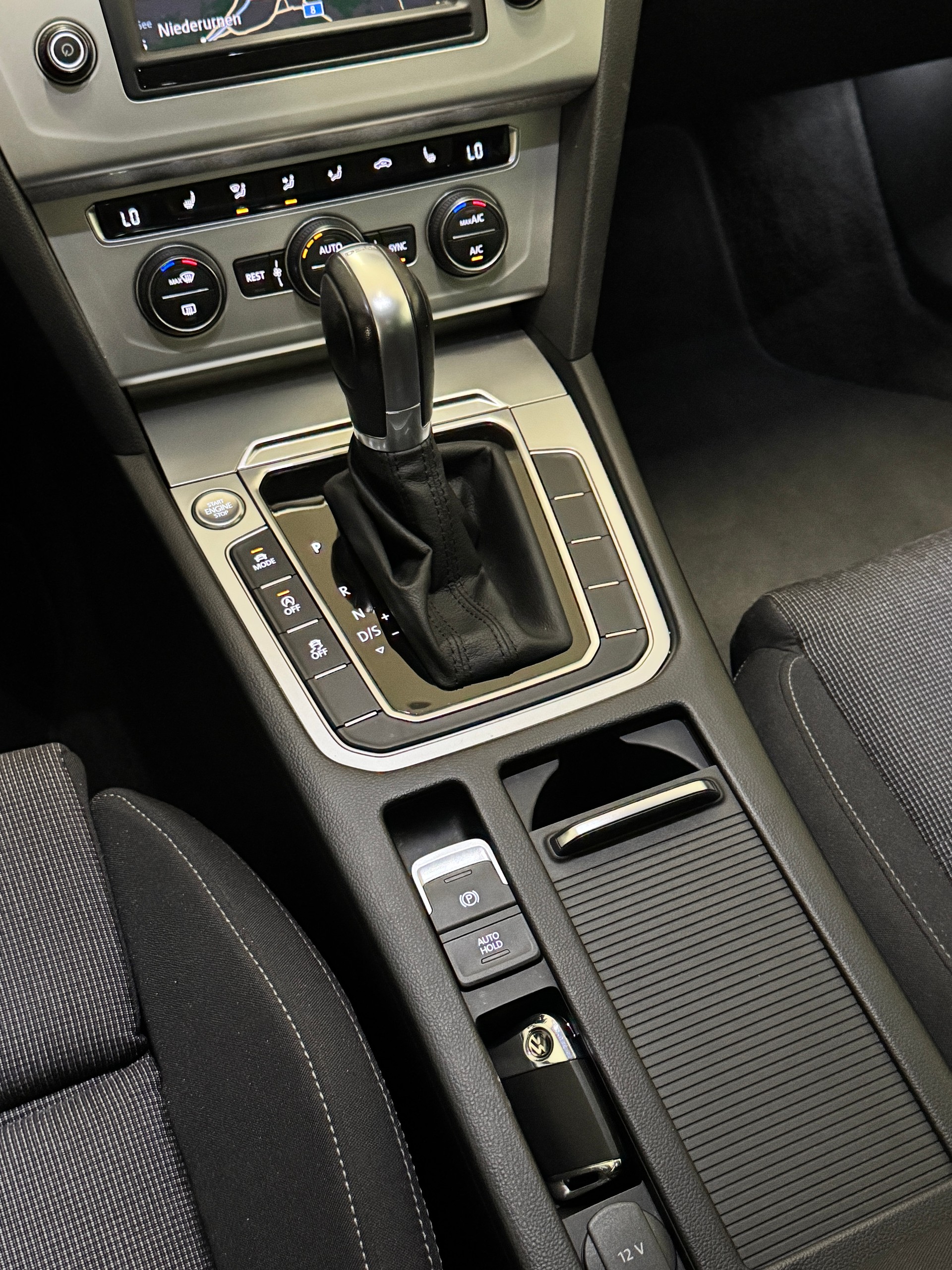 VW Passat Variant 1.8 TSI BMT Comfortline DSG-image-12