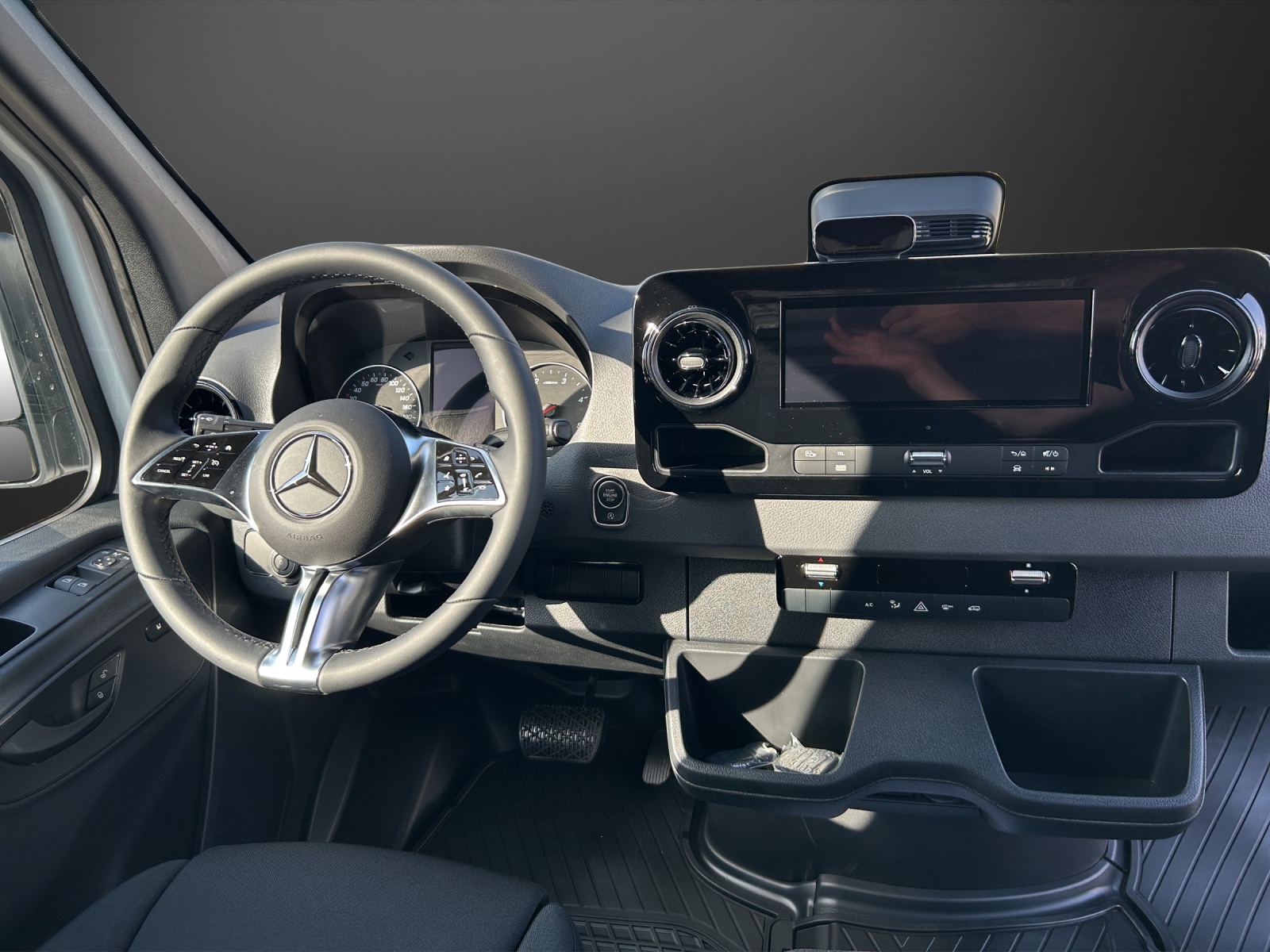 MERCEDES-BENZ Sprinter 317 CDI Standard 9G-TRONIC-image-8
