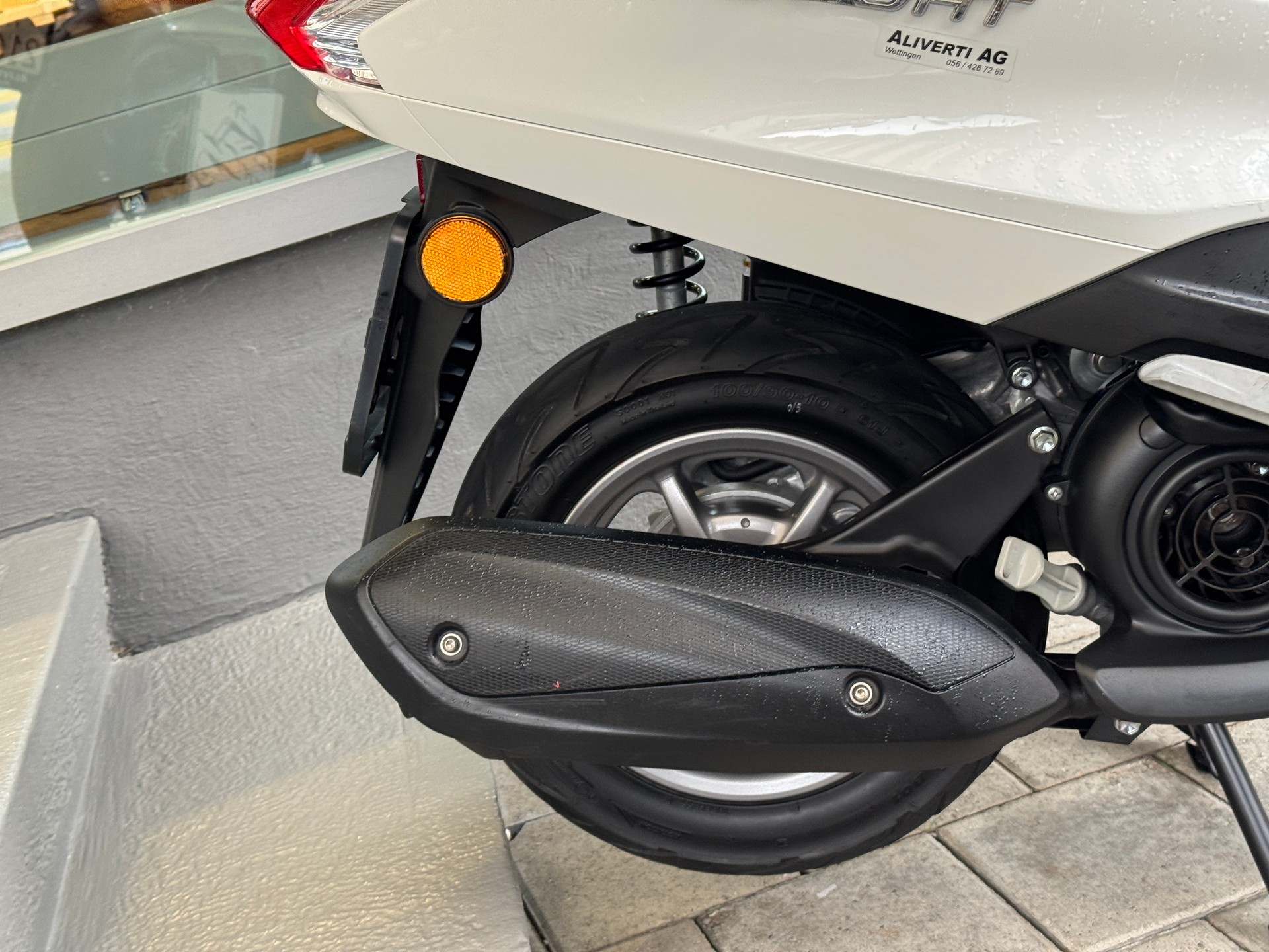 YAMAHA D'elight LTS 125 UBS-image-10