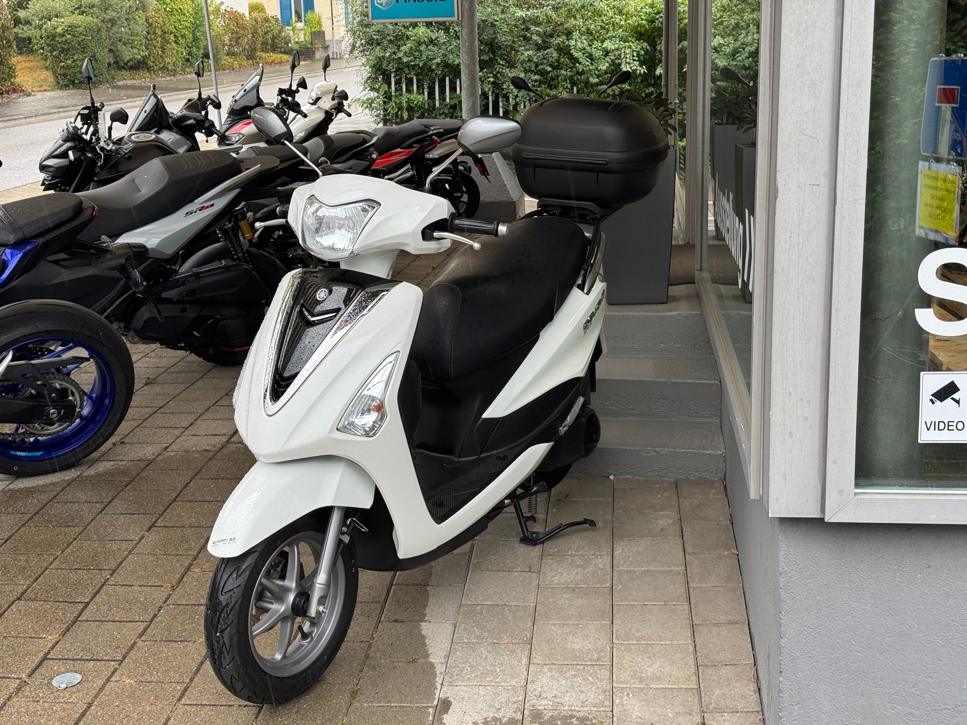 YAMAHA D'elight LTS 125 UBS