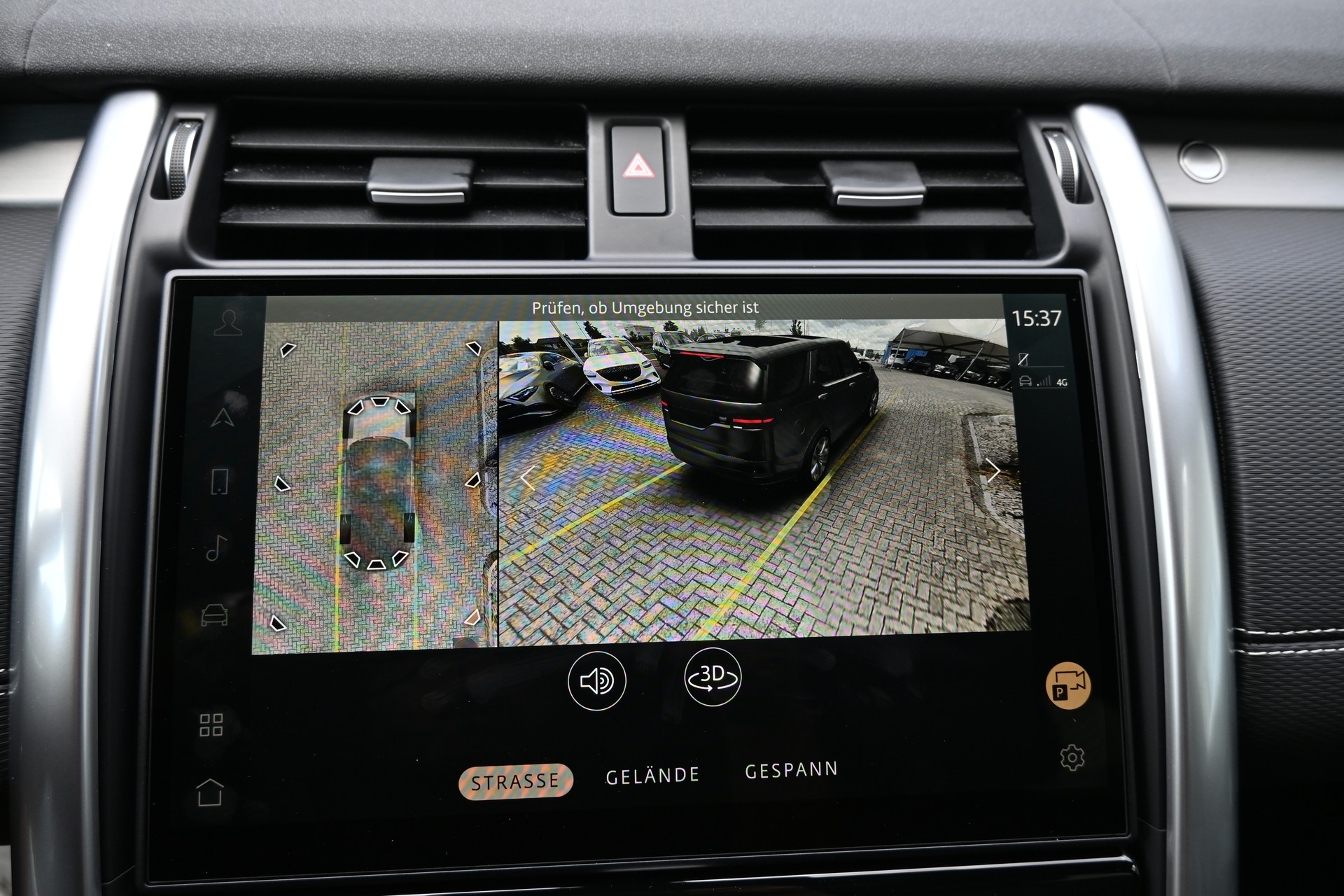 LAND ROVER Discovery 3.0D I6 P350 R-Dynamic HSE AWD Automatic 7-Plätzer + AHK 3500kg + Werksgarantie 05.2030-image-24
