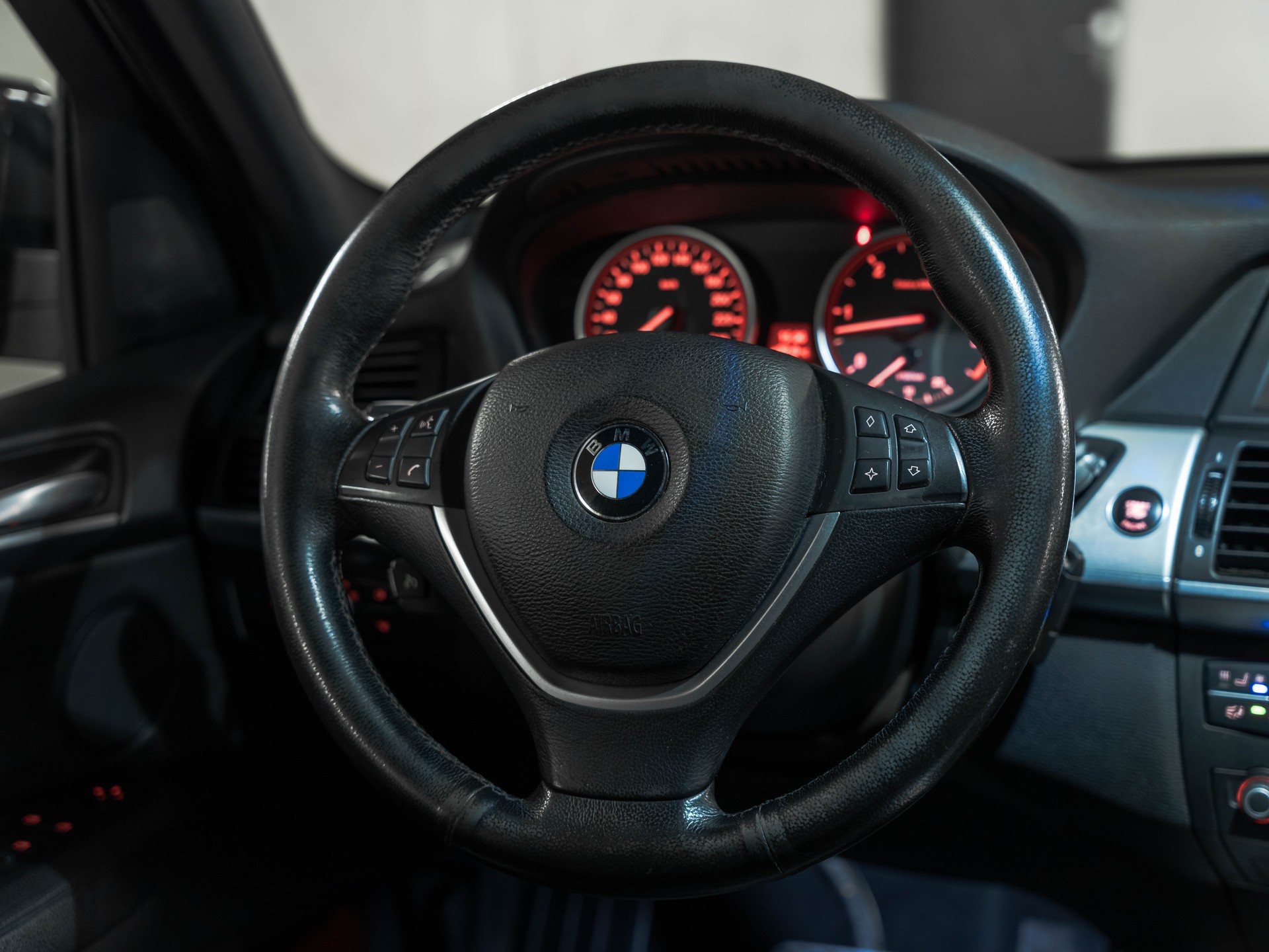 BMW X5 xDrive 35d (3.0sd) Steptronic-image-16